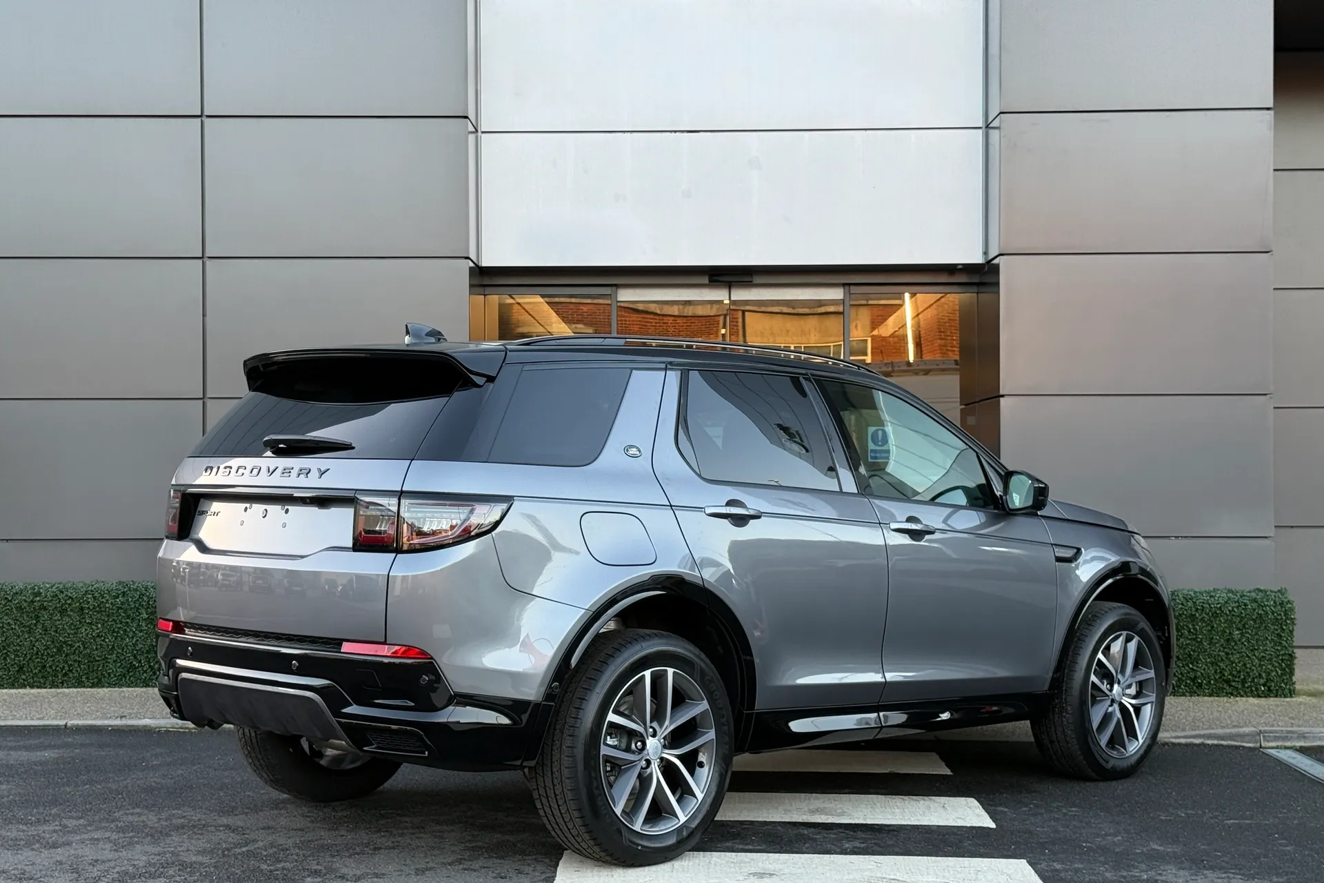 LAND ROVER DISCOVERY SPORT thumbnail image number 11
