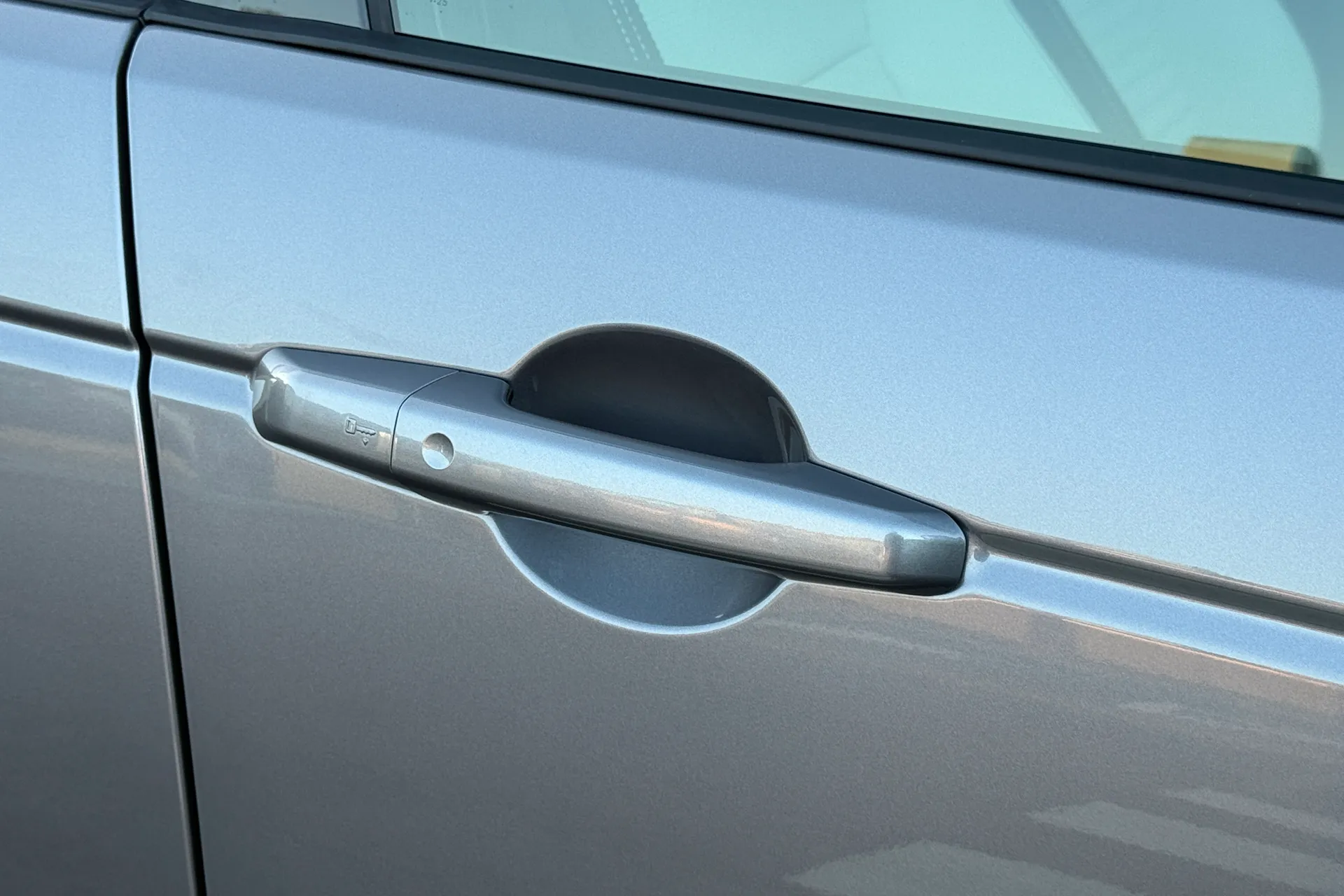 LAND ROVER DISCOVERY SPORT thumbnail image number 29