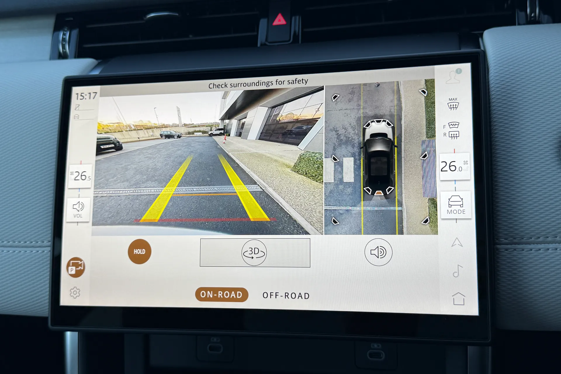 LAND ROVER DISCOVERY SPORT thumbnail image number 4