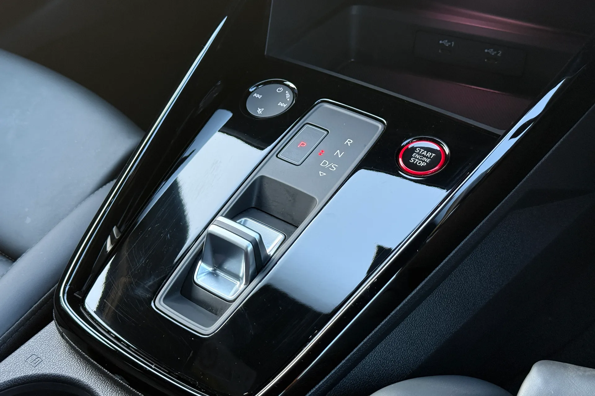 Audi RS3 thumbnail image number 20