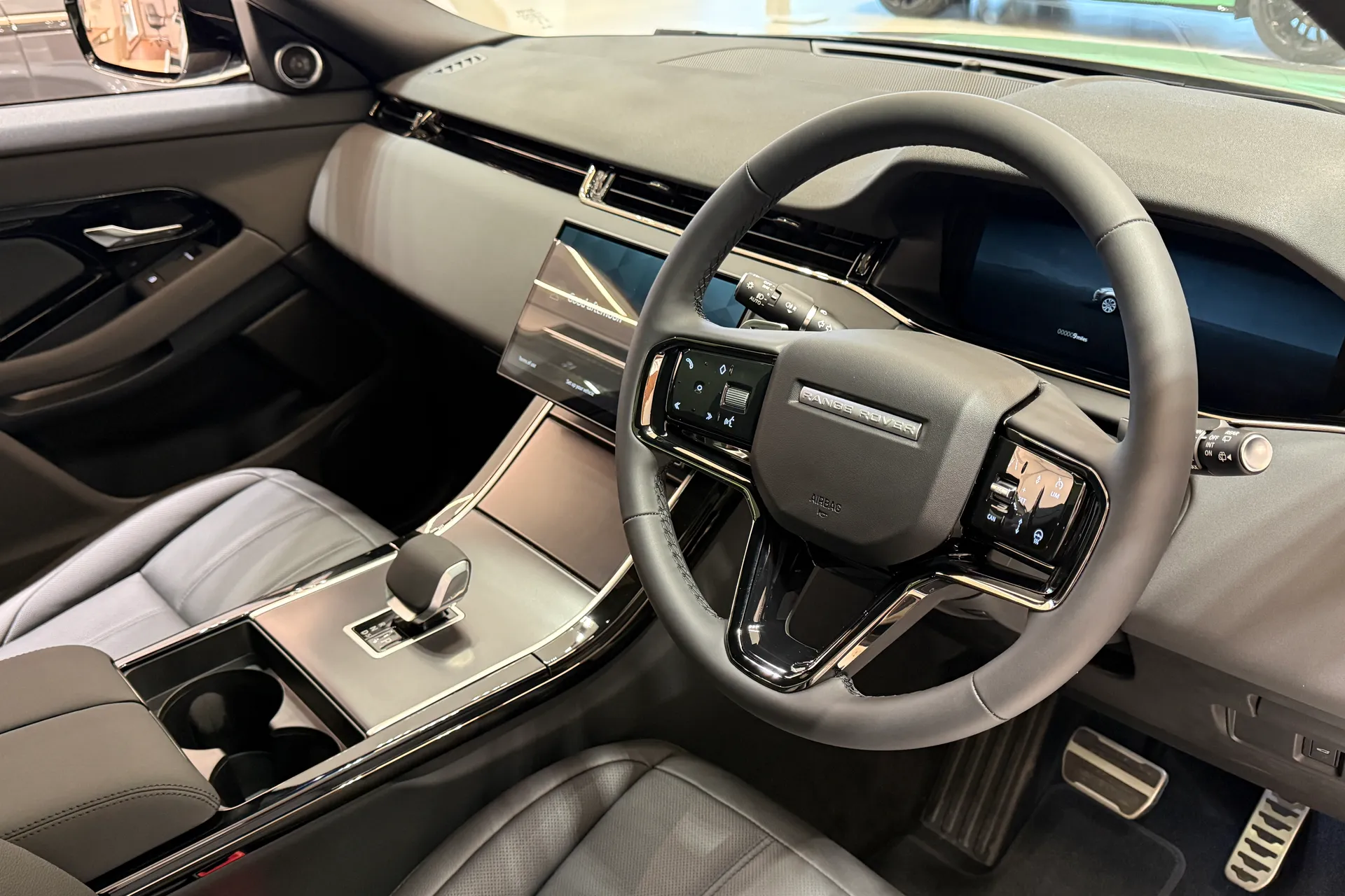 LAND ROVER RANGE ROVER EVOQUE thumbnail image number 26