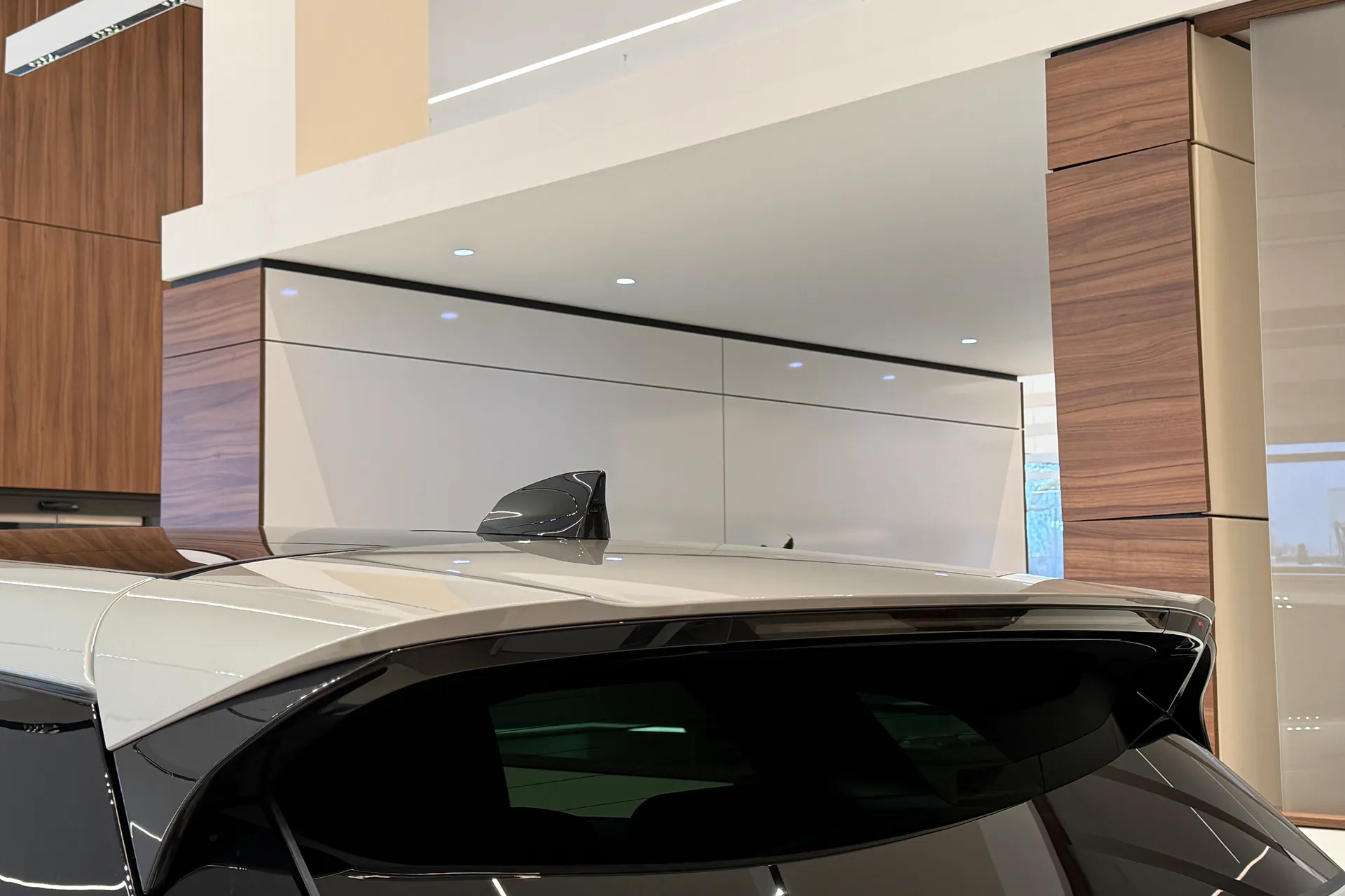 LAND ROVER RANGE ROVER EVOQUE thumbnail image number 16