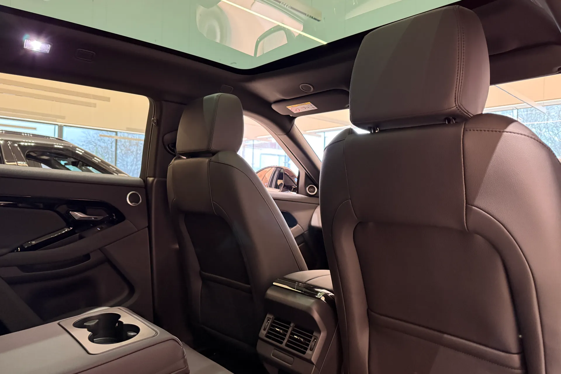 LAND ROVER RANGE ROVER EVOQUE thumbnail image number 22