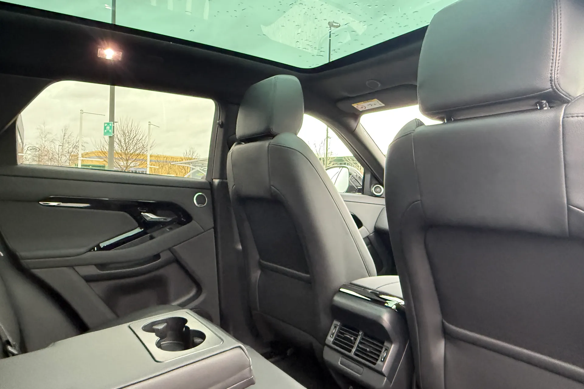 LAND ROVER RANGE ROVER EVOQUE thumbnail image number 30