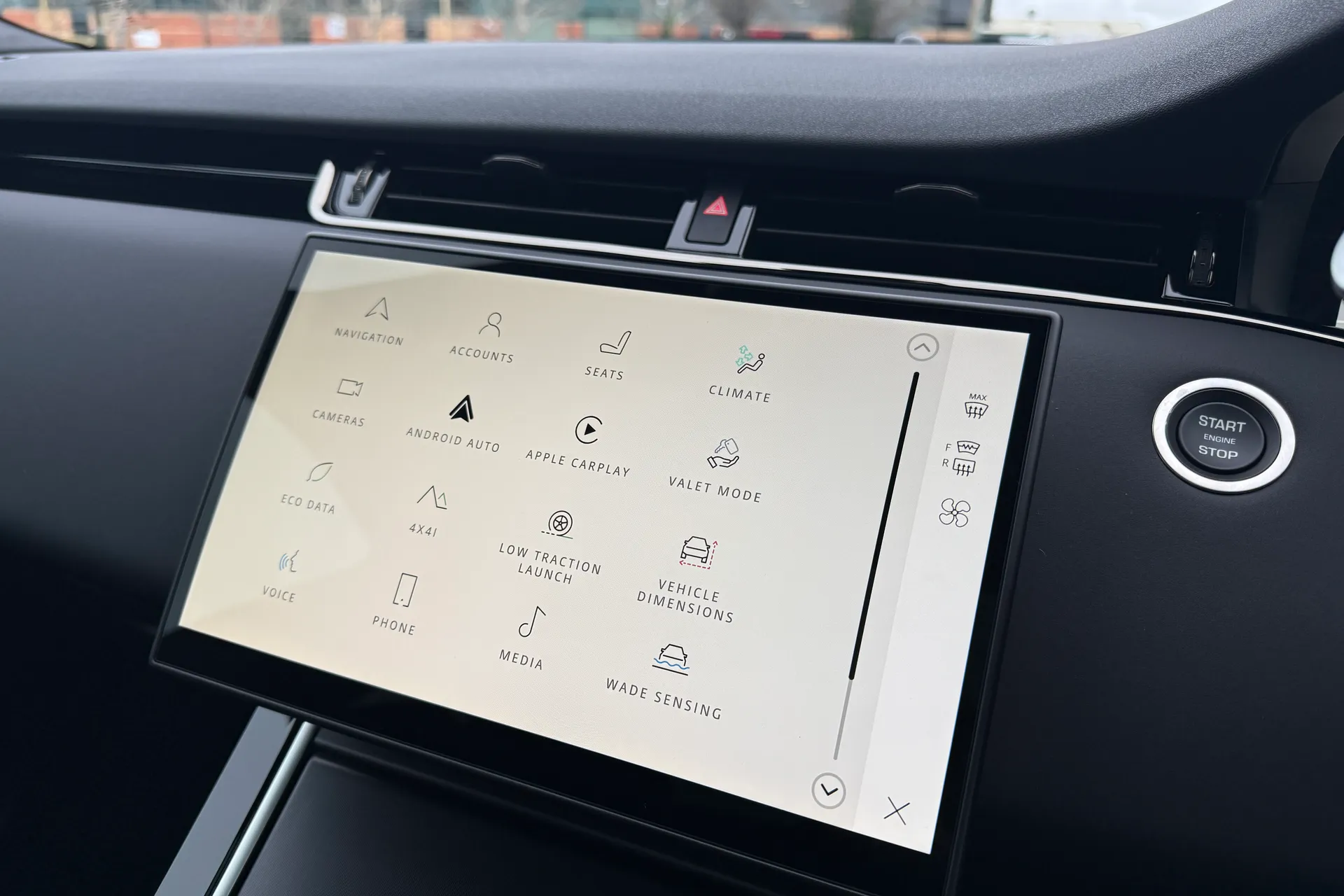 LAND ROVER RANGE ROVER EVOQUE thumbnail image number 45