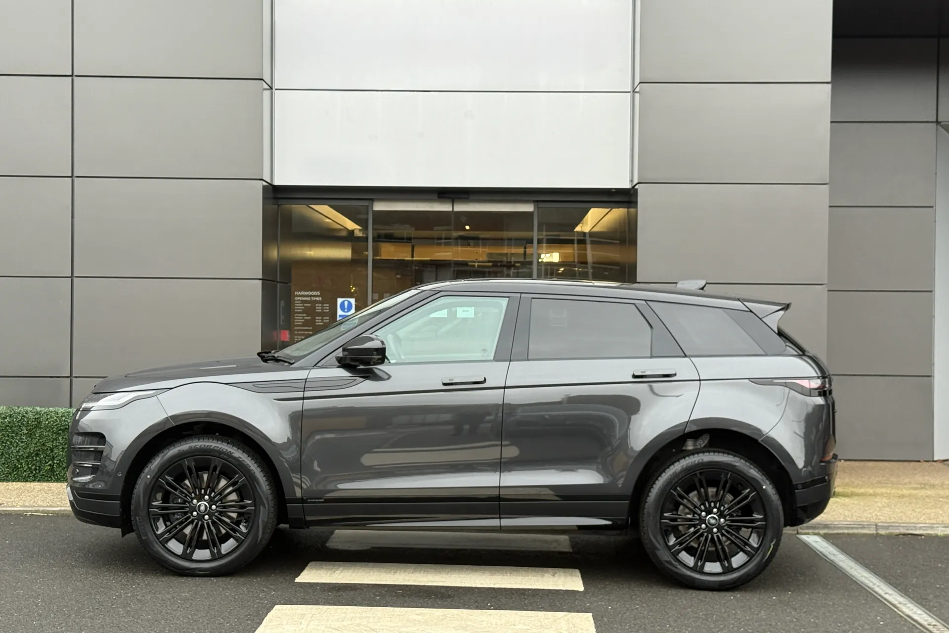 LAND ROVER RANGE ROVER EVOQUE thumbnail image number 11