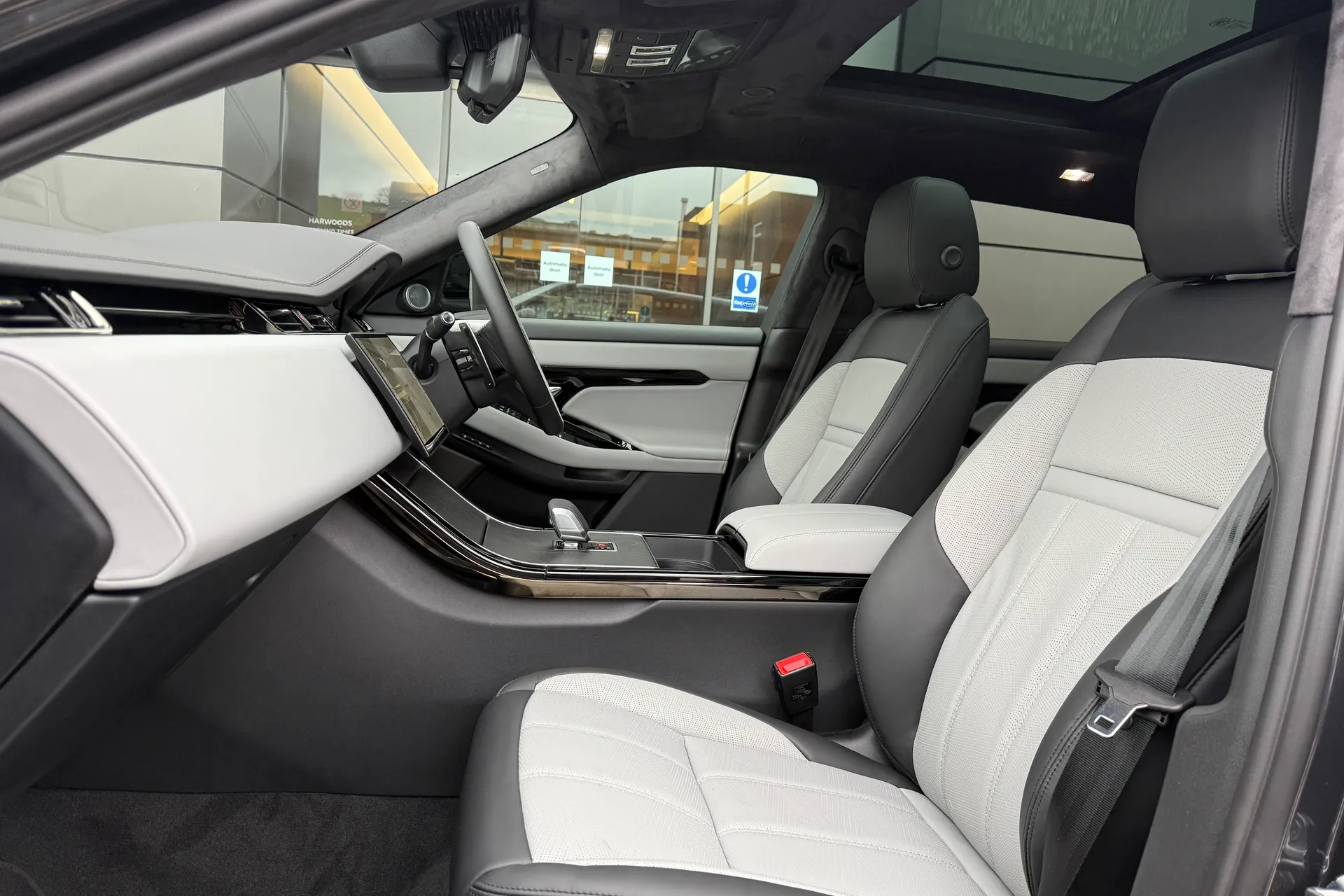 LAND ROVER RANGE ROVER EVOQUE thumbnail image number 60