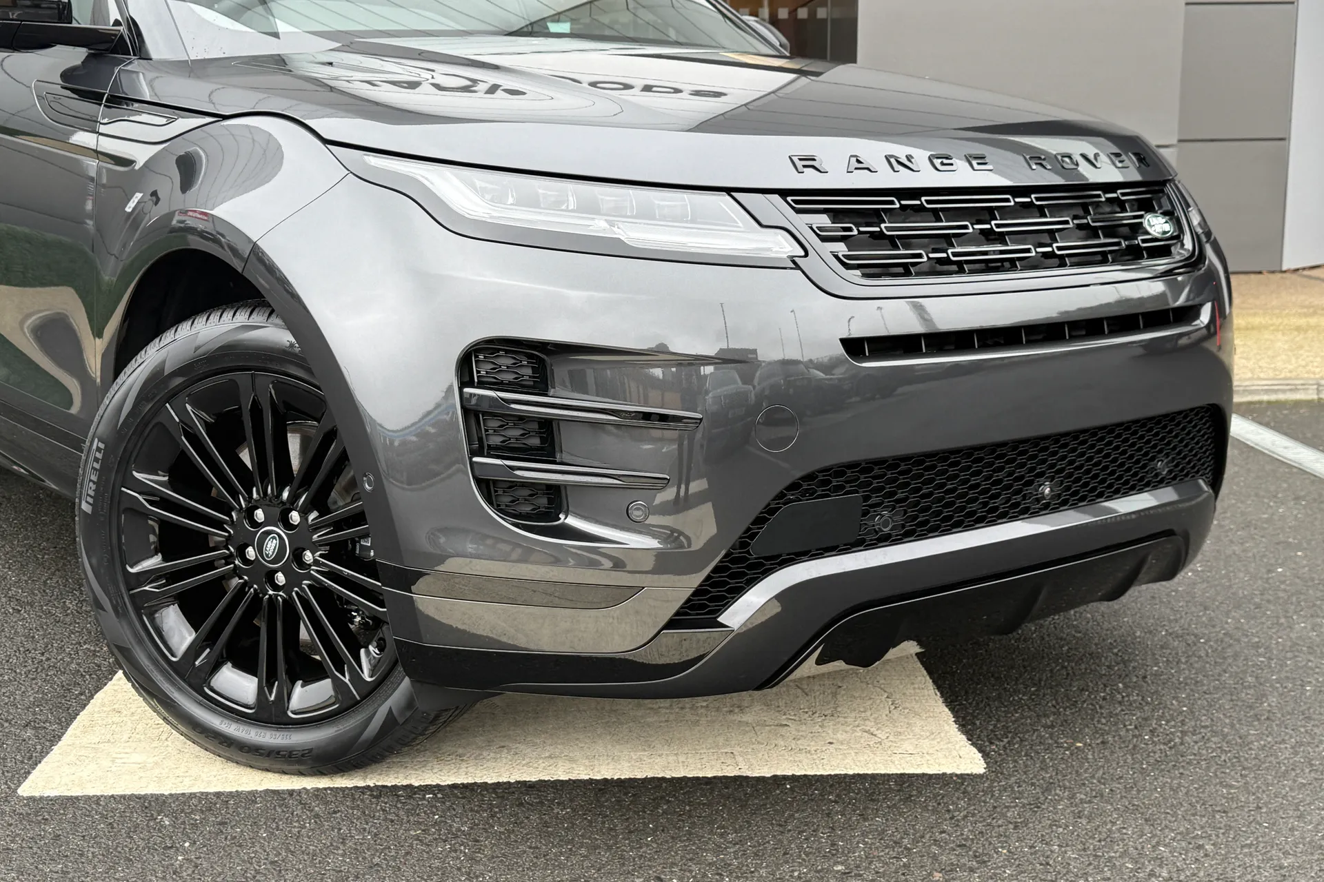 LAND ROVER RANGE ROVER EVOQUE thumbnail image number 17