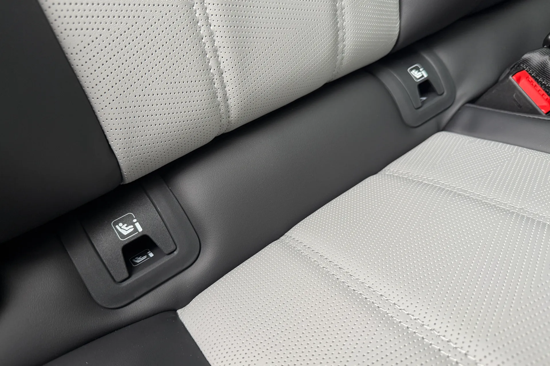 LAND ROVER RANGE ROVER EVOQUE thumbnail image number 48