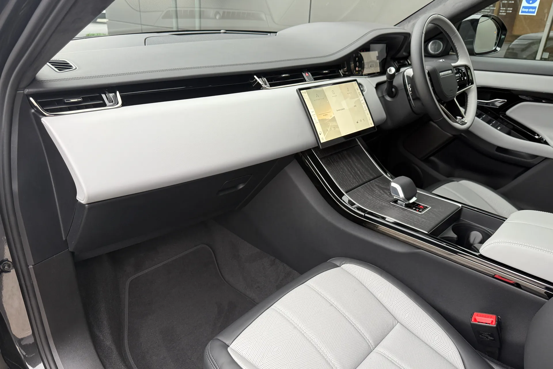 LAND ROVER RANGE ROVER EVOQUE thumbnail image number 61