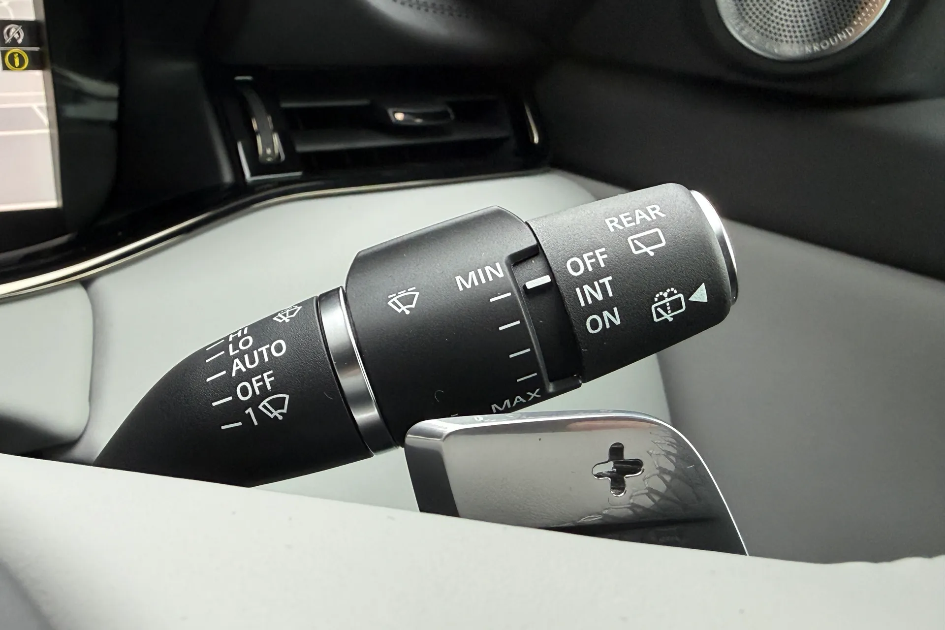 LAND ROVER RANGE ROVER EVOQUE thumbnail image number 62