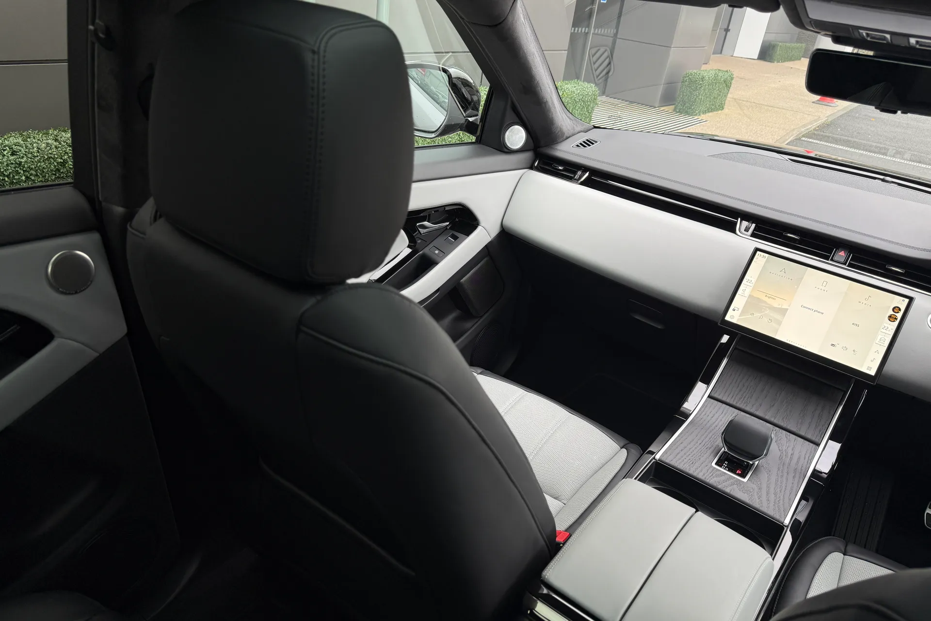 LAND ROVER RANGE ROVER EVOQUE thumbnail image number 51