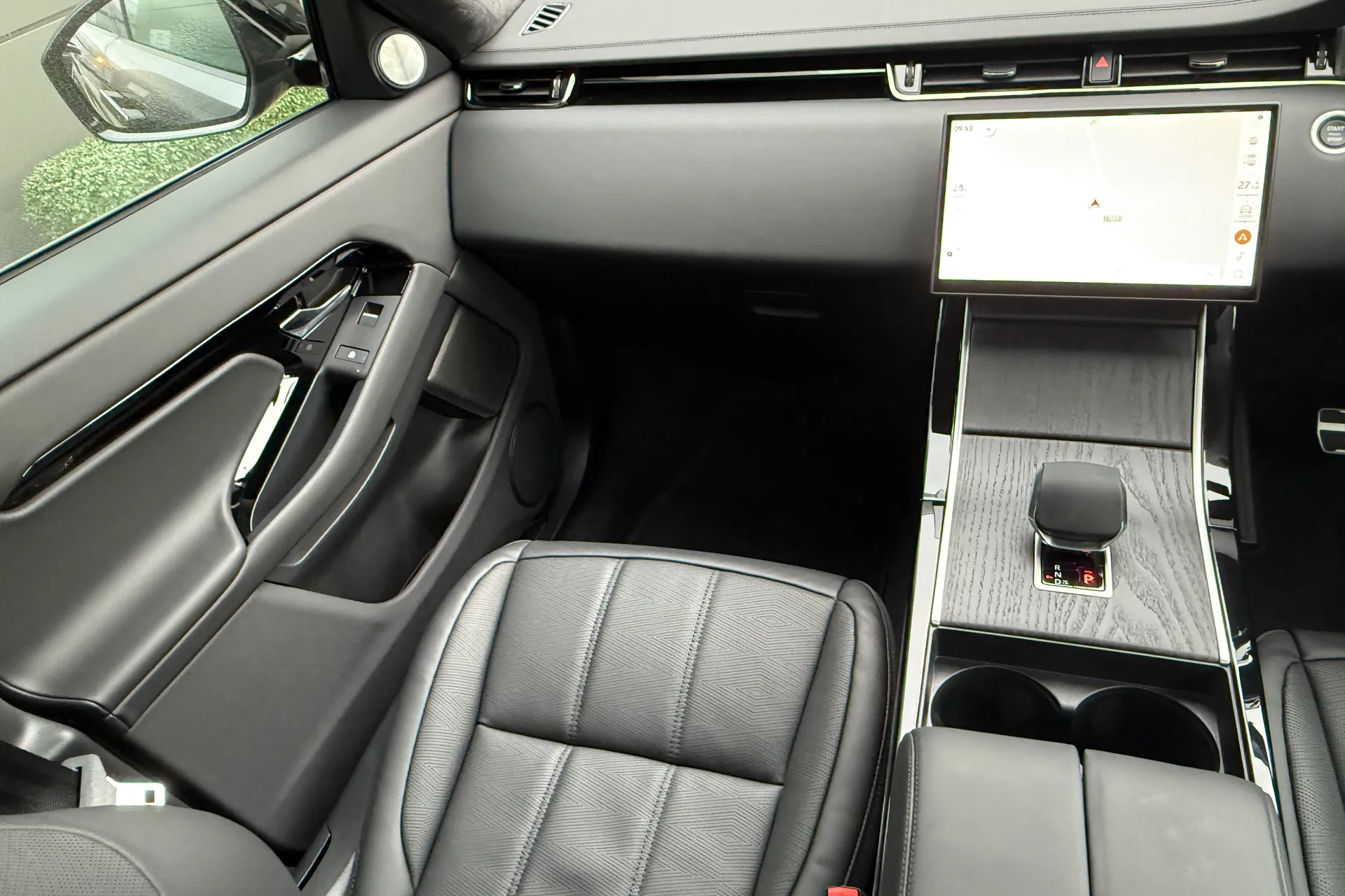 LAND ROVER RANGE ROVER EVOQUE thumbnail image number 45