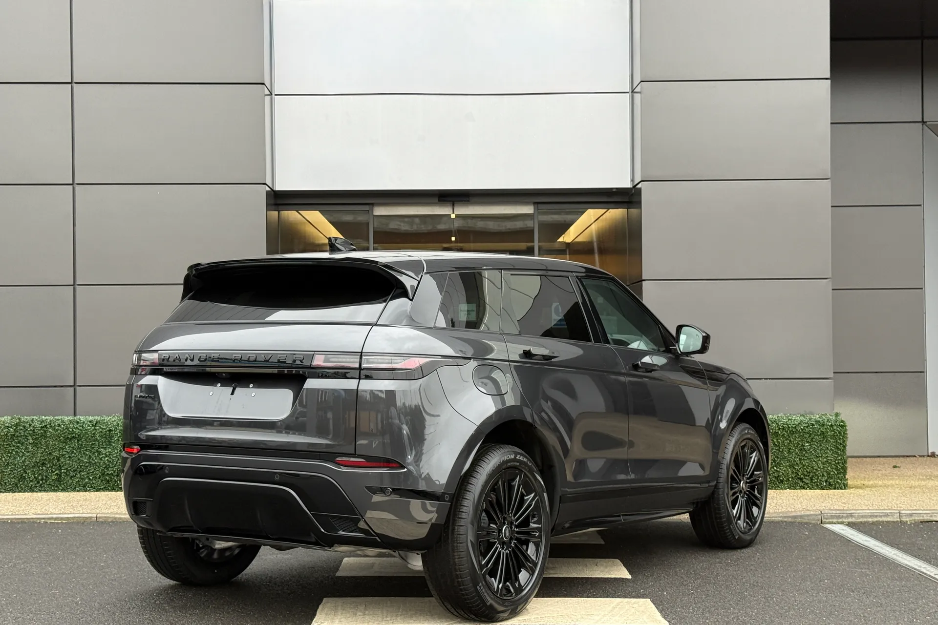 LAND ROVER RANGE ROVER EVOQUE thumbnail image number 12