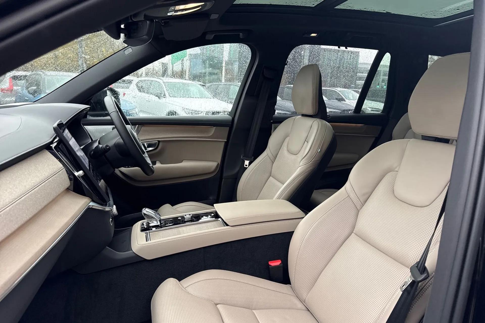 Volvo XC90 thumbnail image number 29