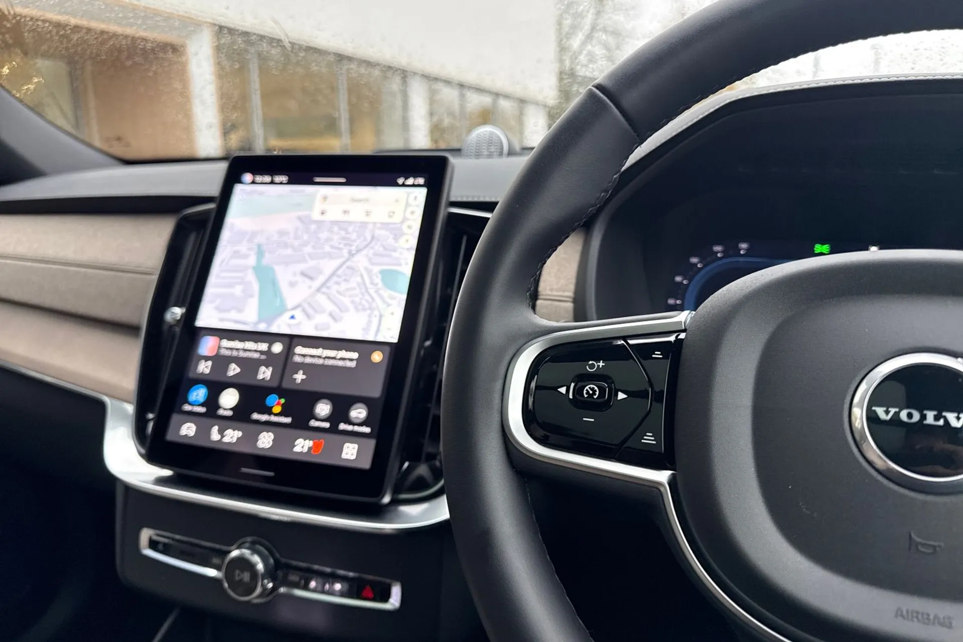 Volvo XC90 thumbnail image number 37