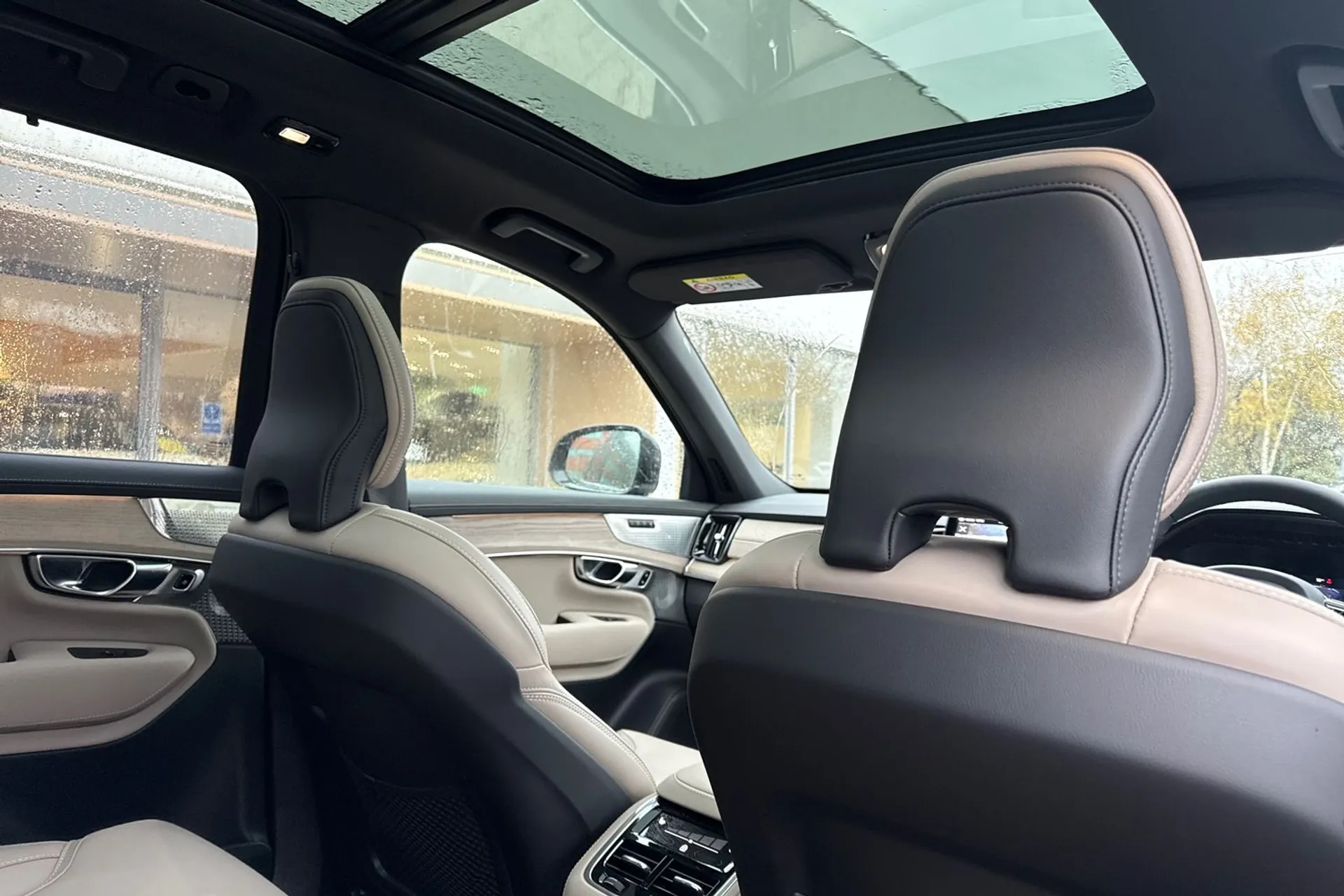 Volvo XC90 thumbnail image number 25