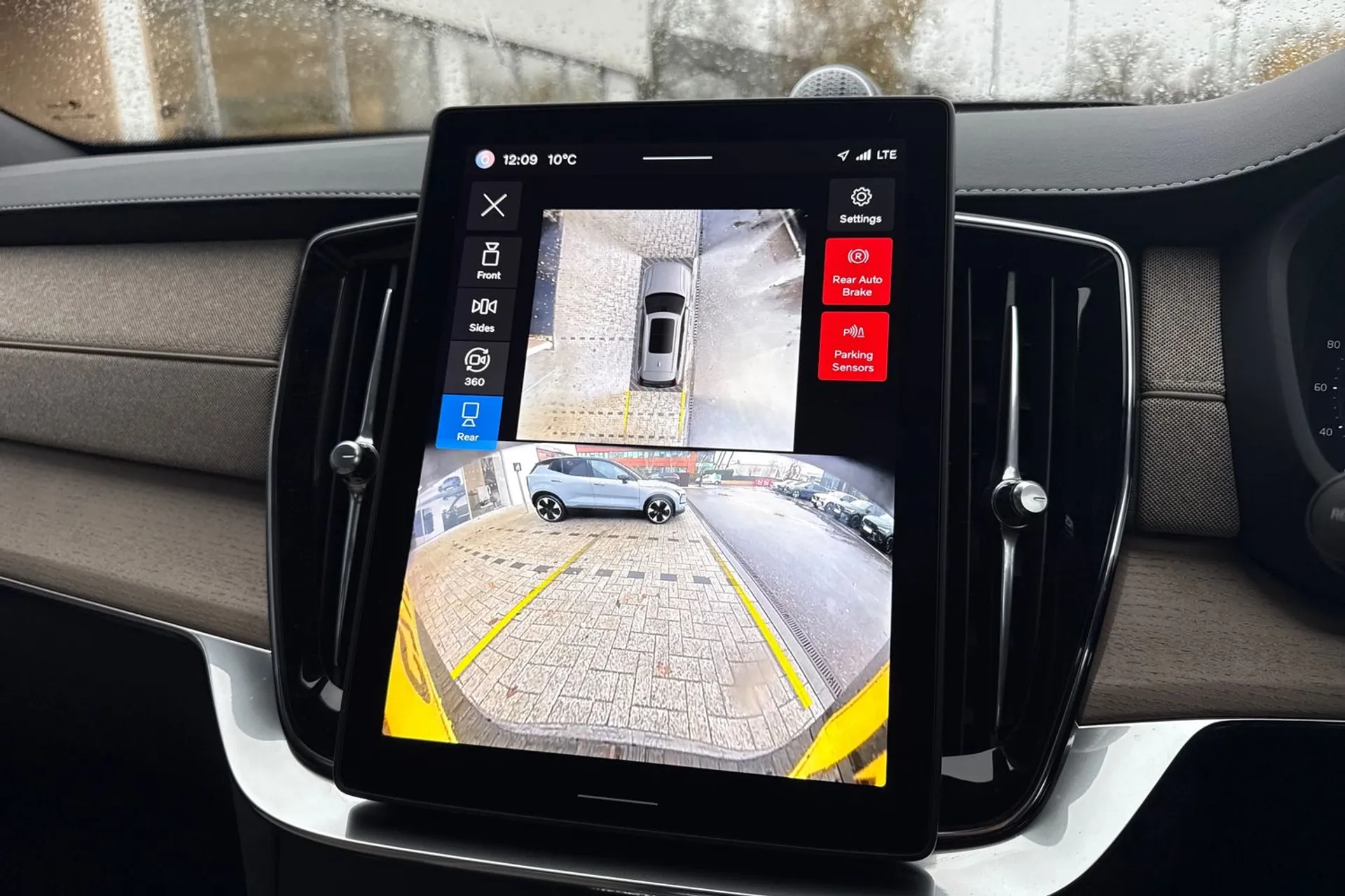 Volvo XC90 thumbnail image number 39