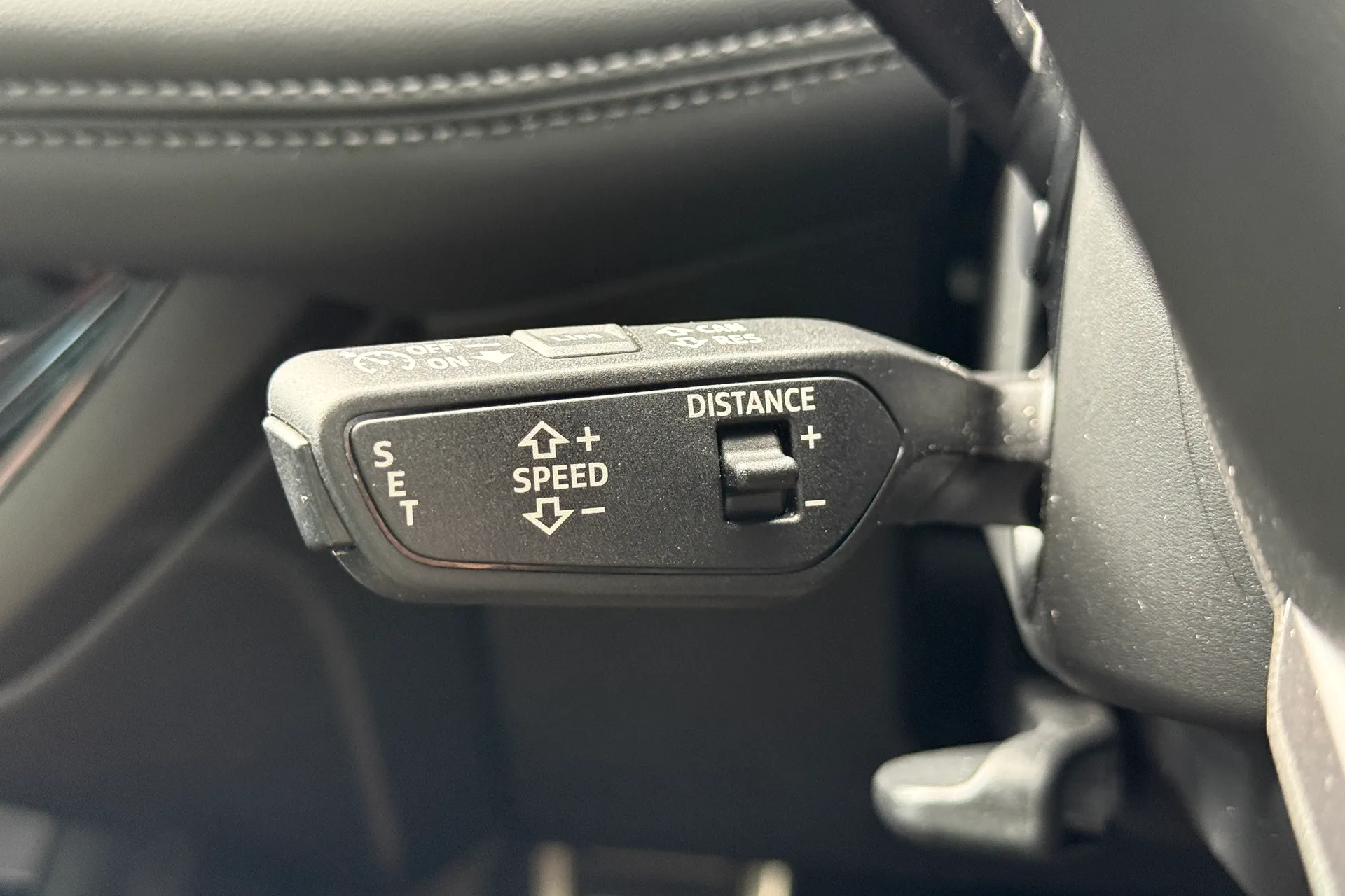 Audi A6 thumbnail image number 19