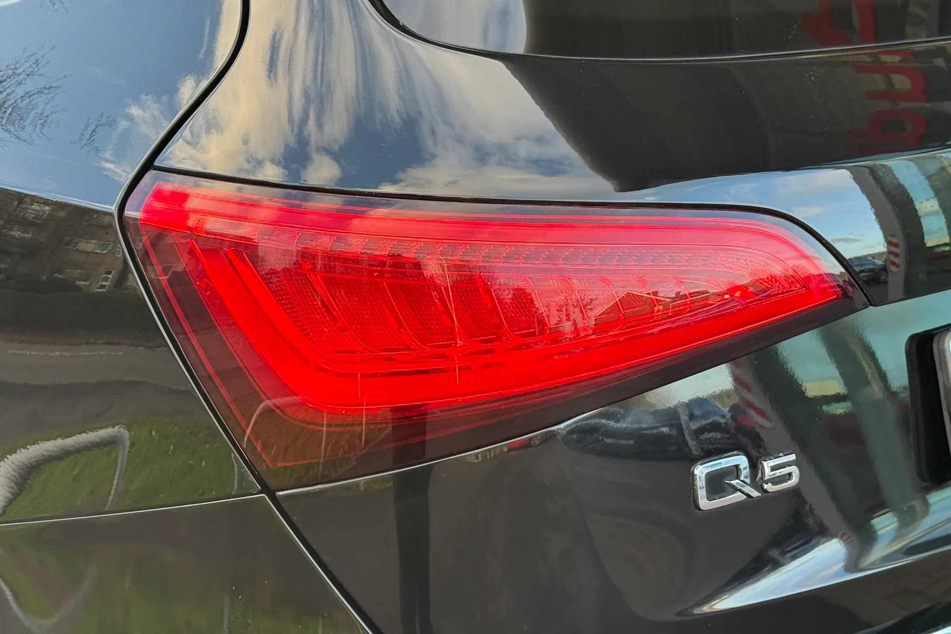 Audi Q5 thumbnail image number 48