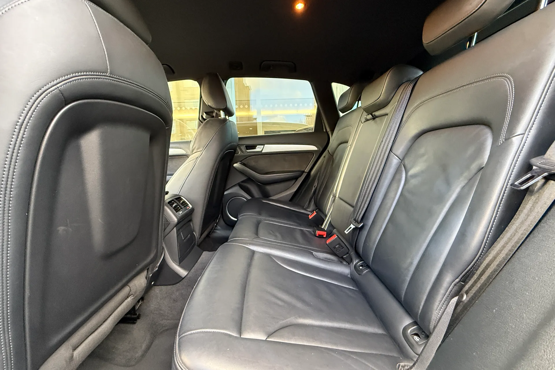 Audi Q5 thumbnail image number 61