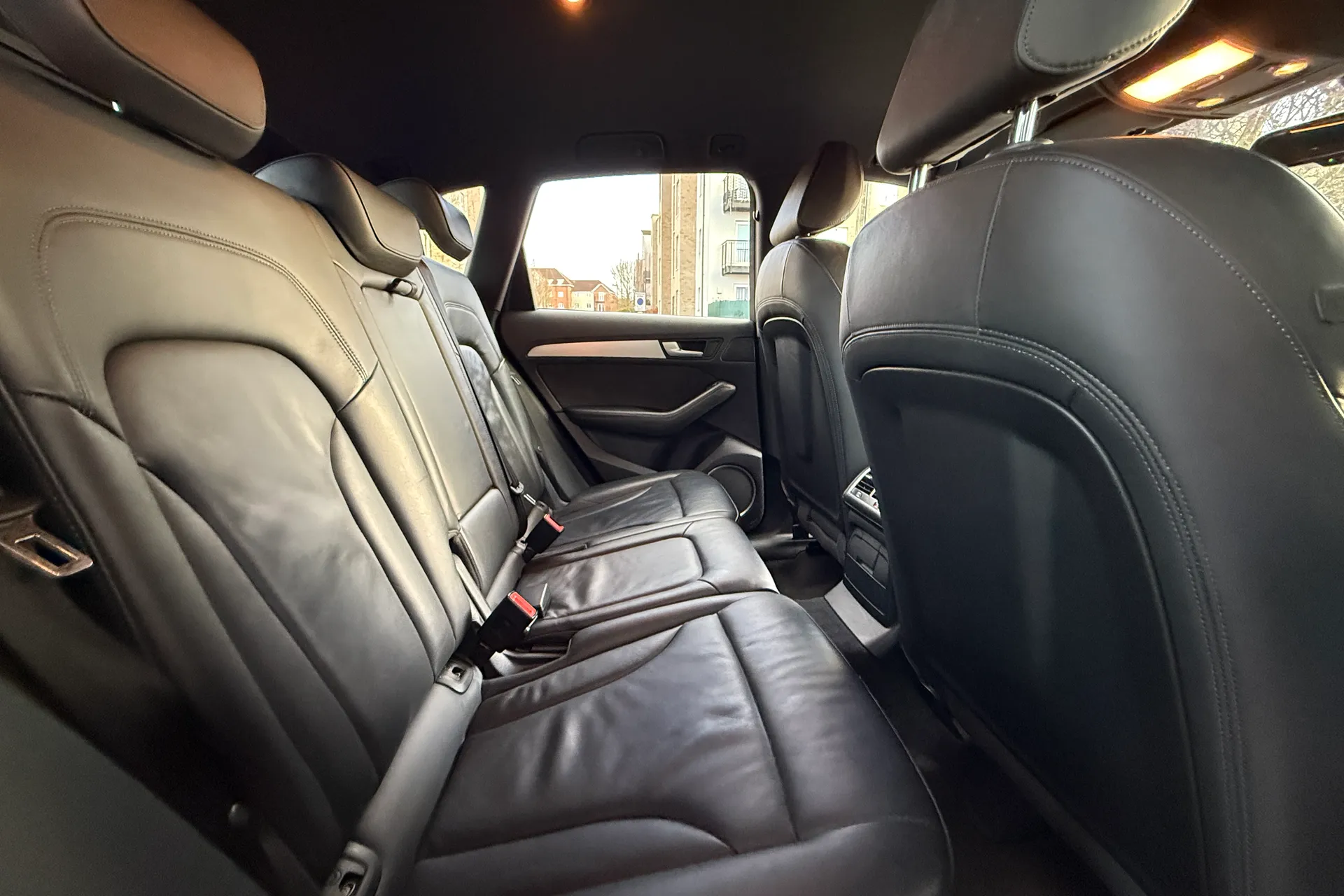 Audi Q5 thumbnail image number 39