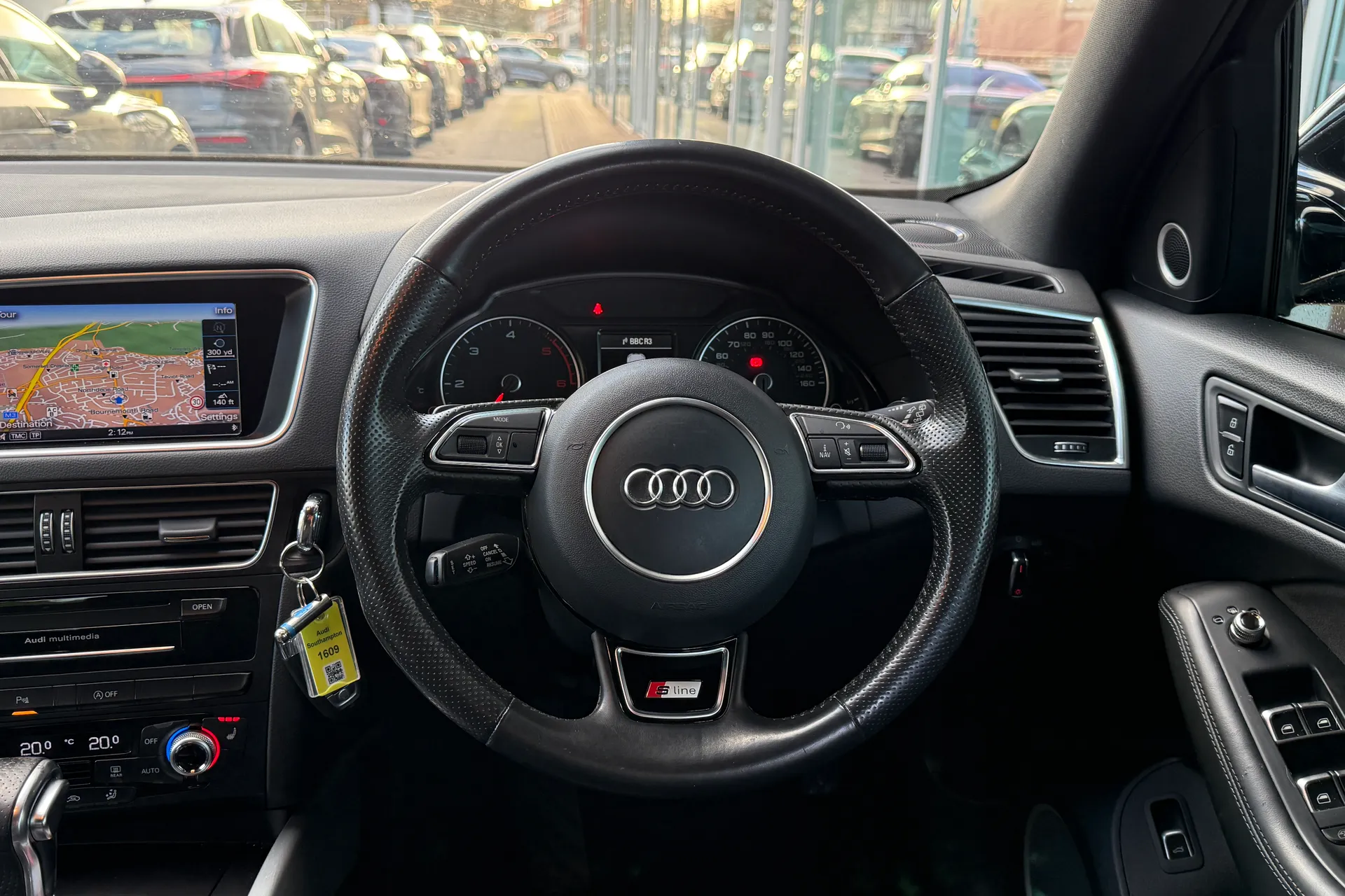 Audi Q5 thumbnail image number 44