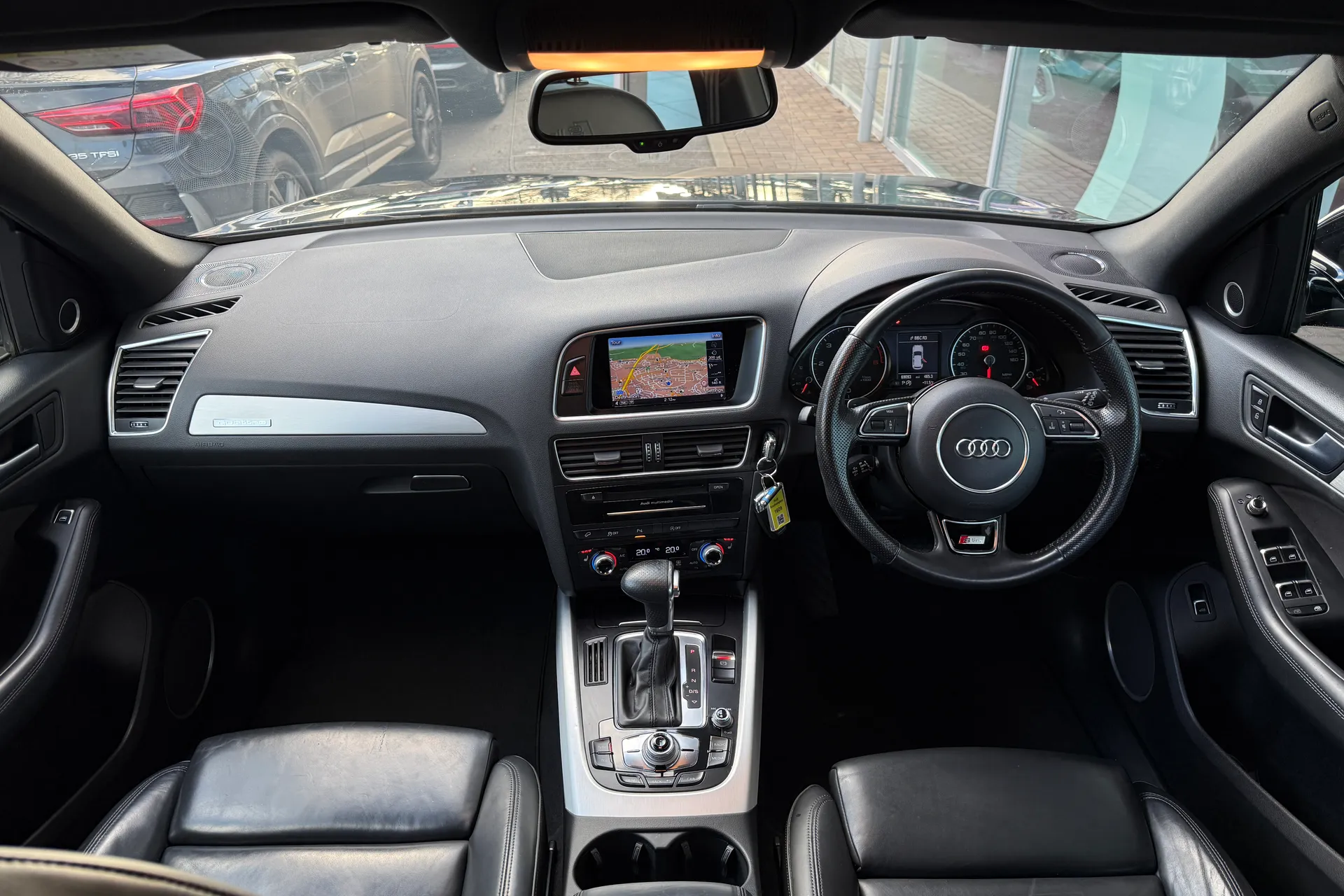 Audi Q5 thumbnail image number 3