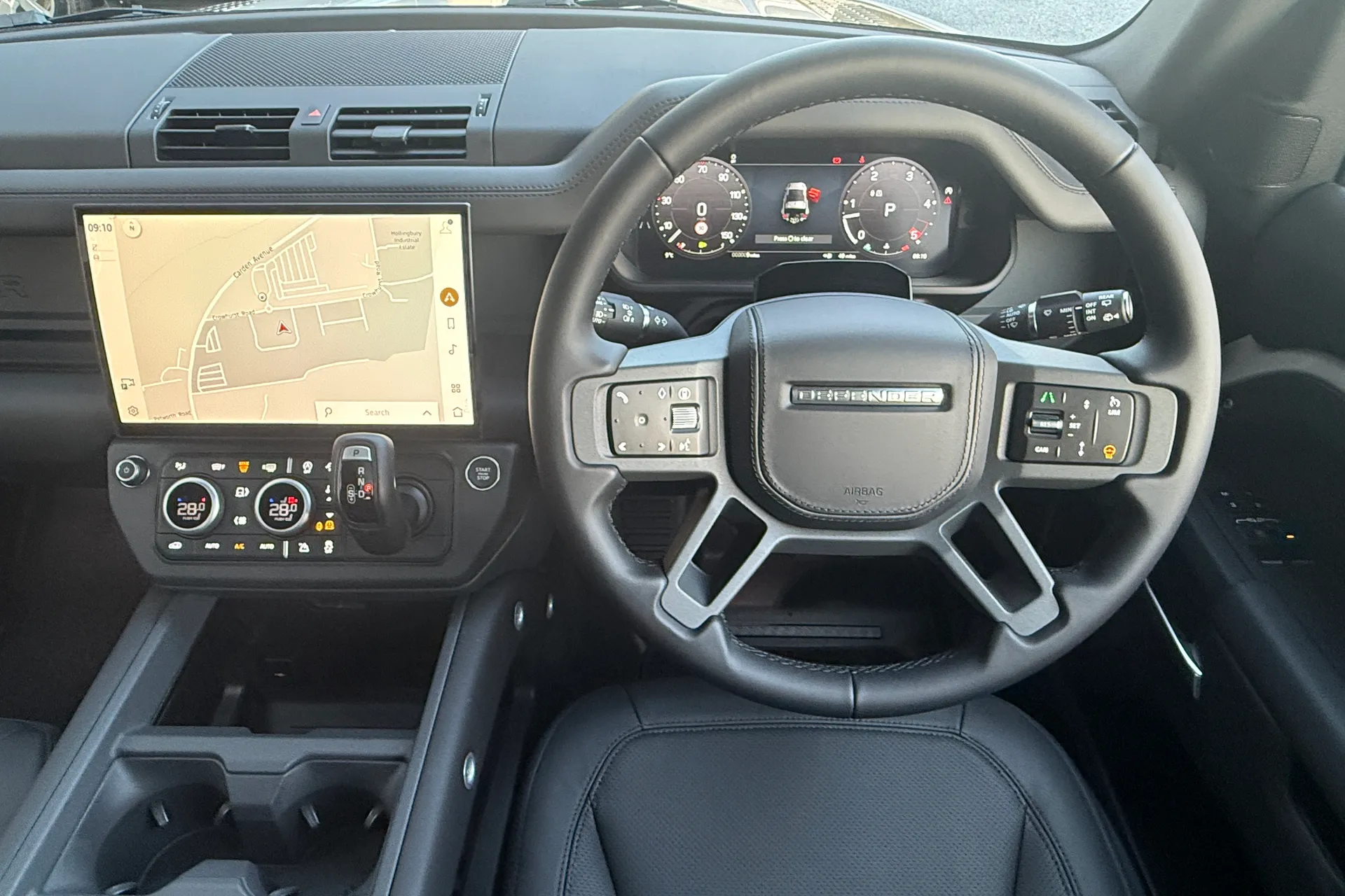 LAND ROVER Defender 90 thumbnail image number 27