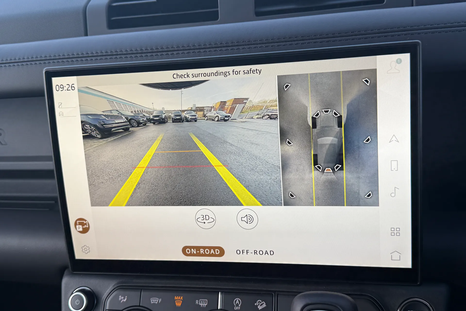 LAND ROVER Defender 90 thumbnail image number 4