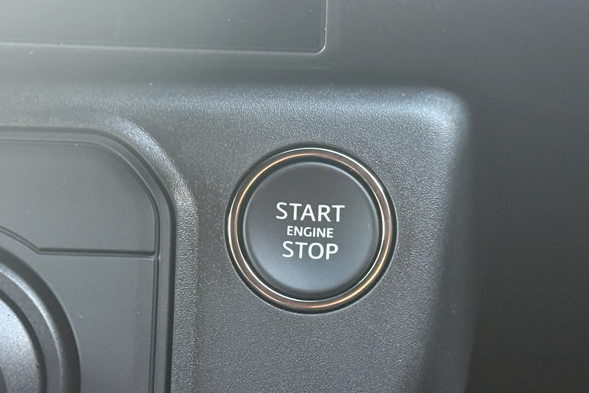 LAND ROVER Defender 90 thumbnail image number 58