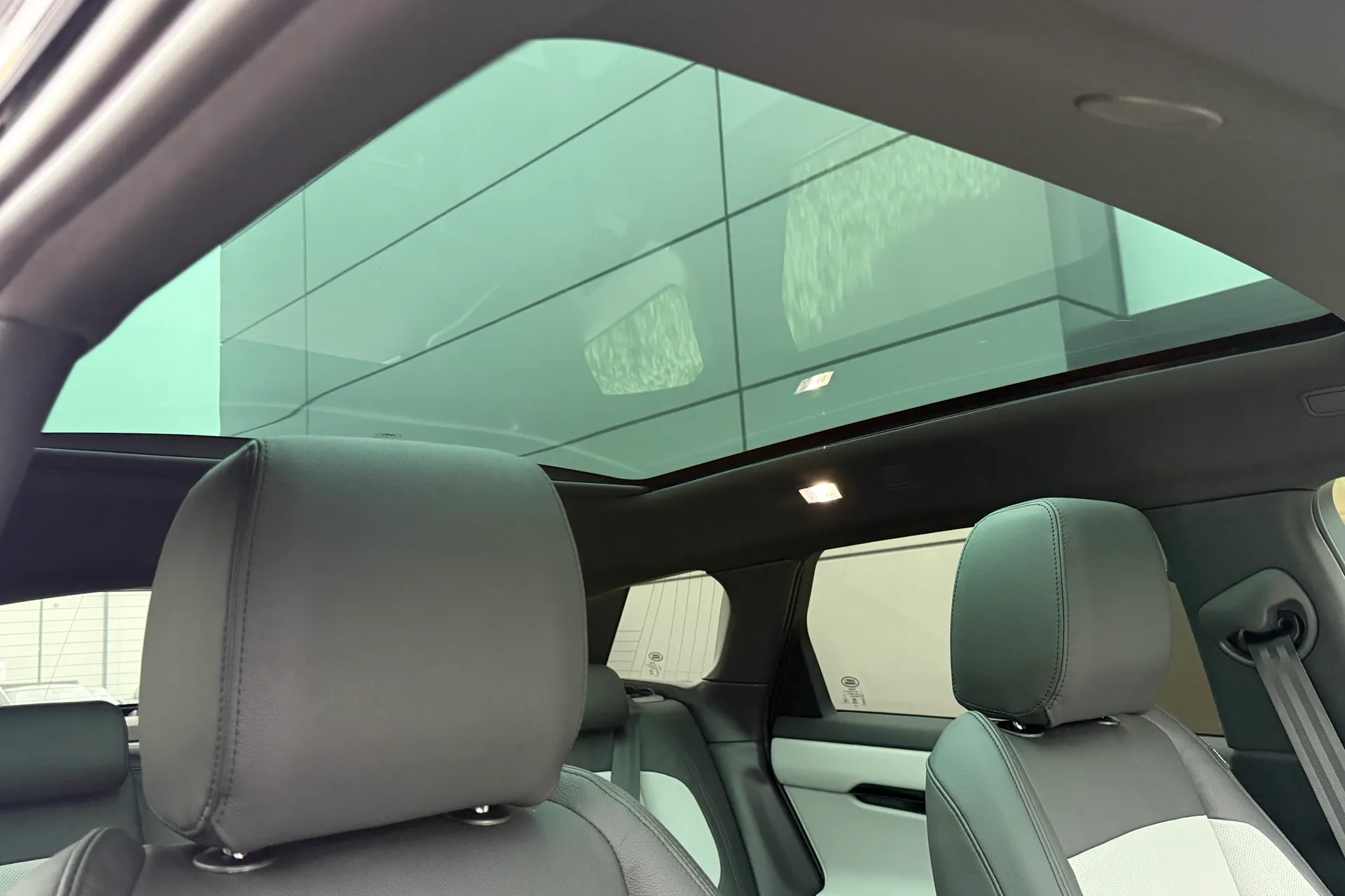 LAND ROVER RANGE ROVER EVOQUE thumbnail image number 12