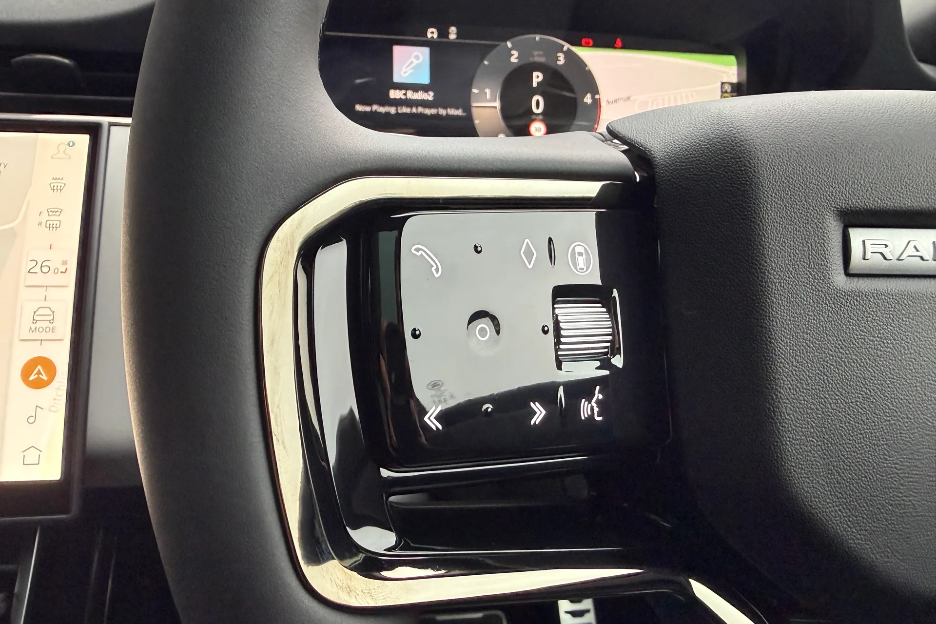 LAND ROVER RANGE ROVER EVOQUE thumbnail image number 31