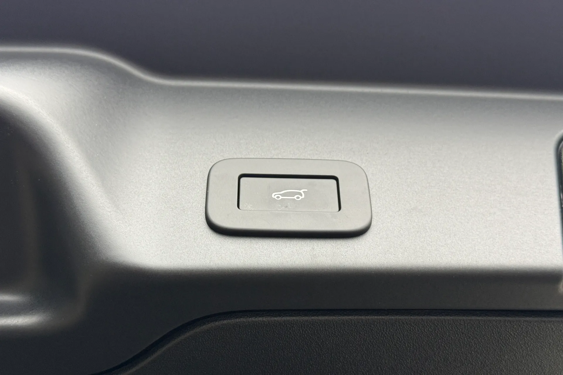 LAND ROVER RANGE ROVER EVOQUE thumbnail image number 37