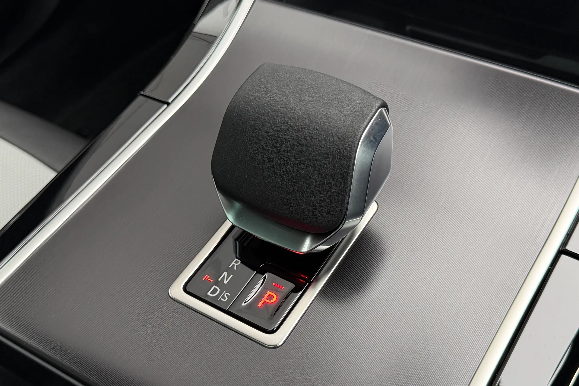 LAND ROVER RANGE ROVER EVOQUE thumbnail image number 51