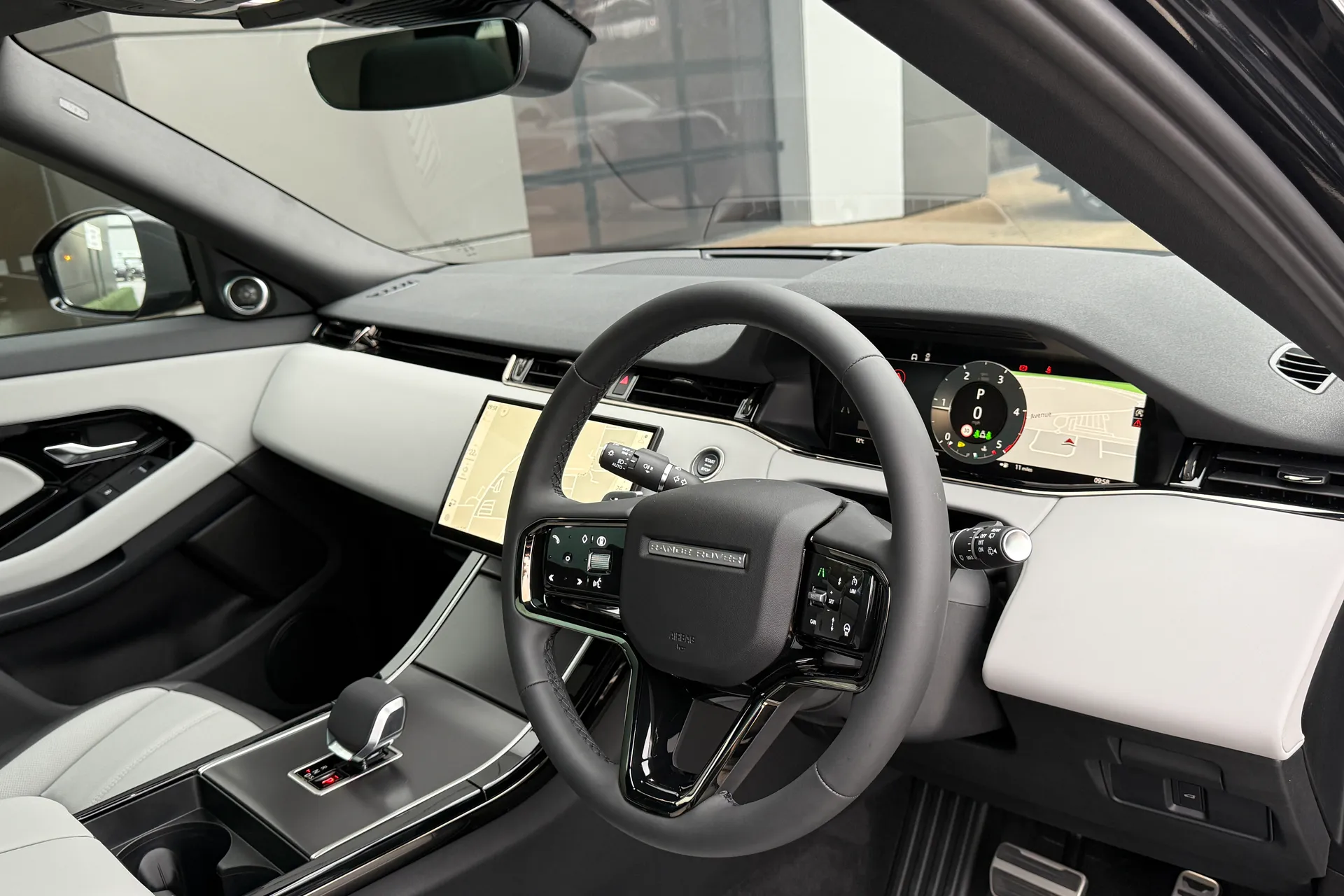 LAND ROVER RANGE ROVER EVOQUE thumbnail image number 15