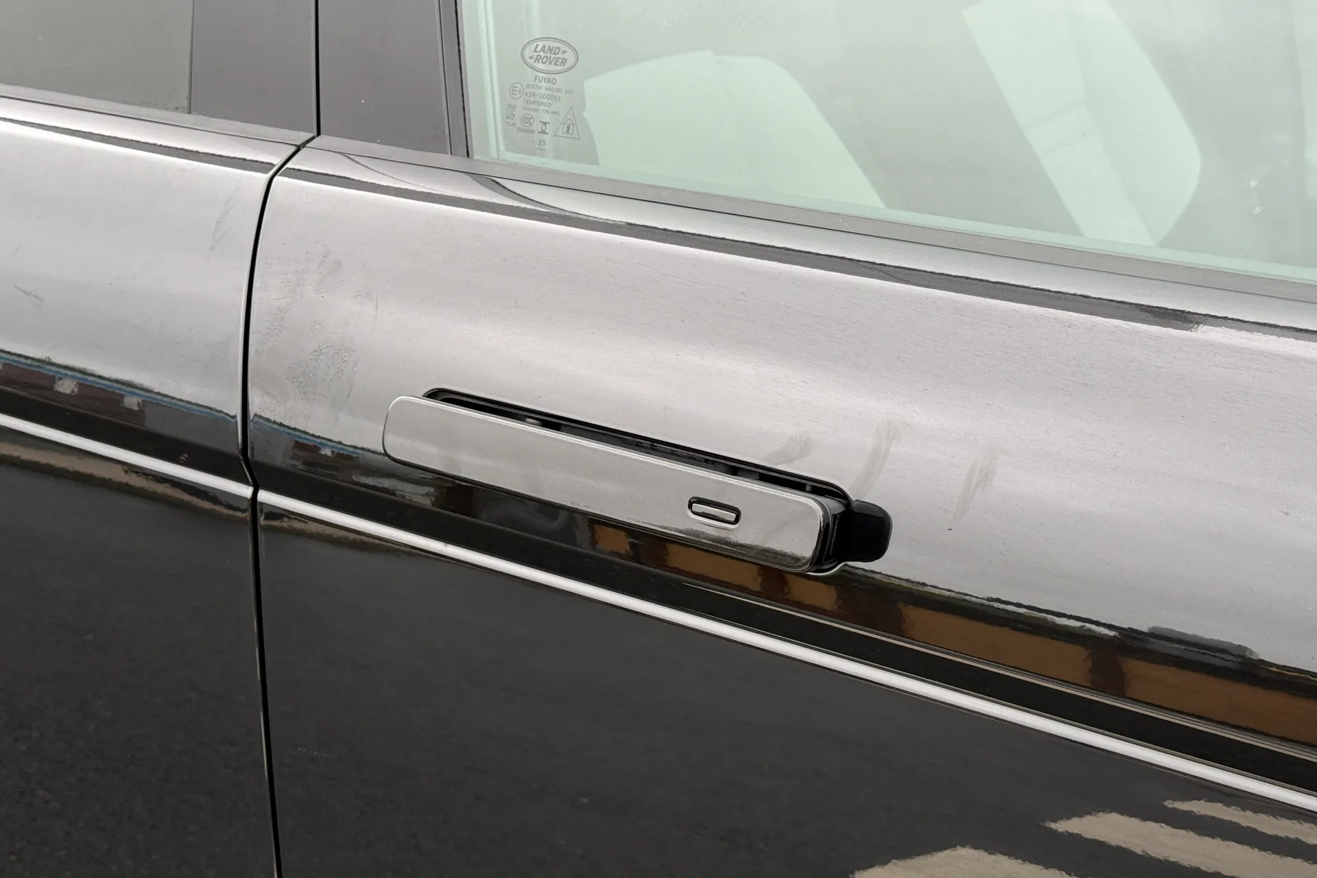 LAND ROVER RANGE ROVER EVOQUE thumbnail image number 25