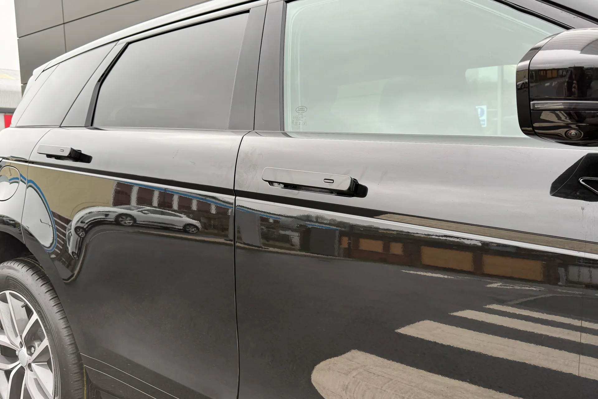 LAND ROVER RANGE ROVER EVOQUE thumbnail image number 24