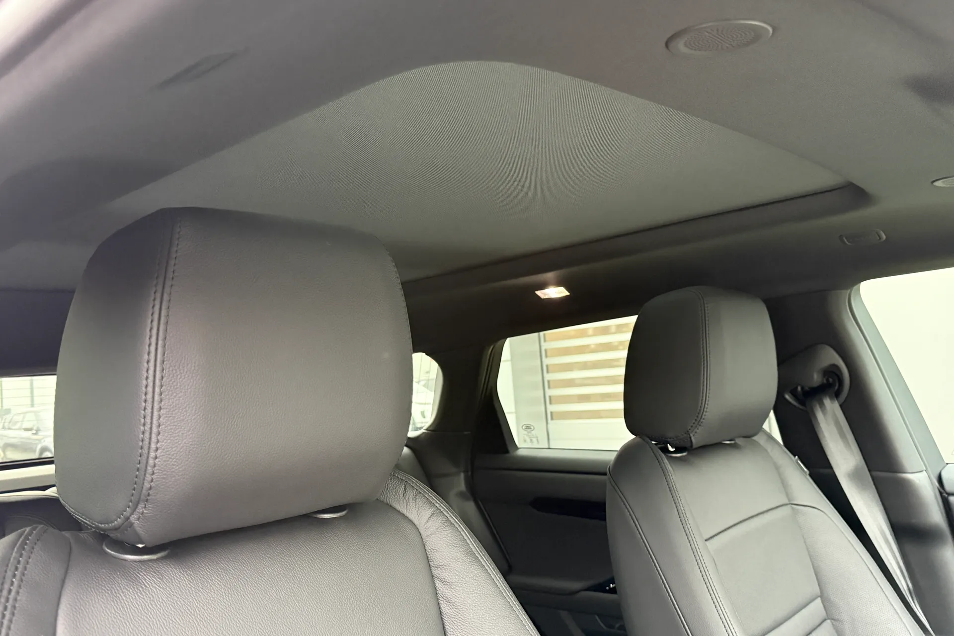 LAND ROVER RANGE ROVER EVOQUE thumbnail image number 11