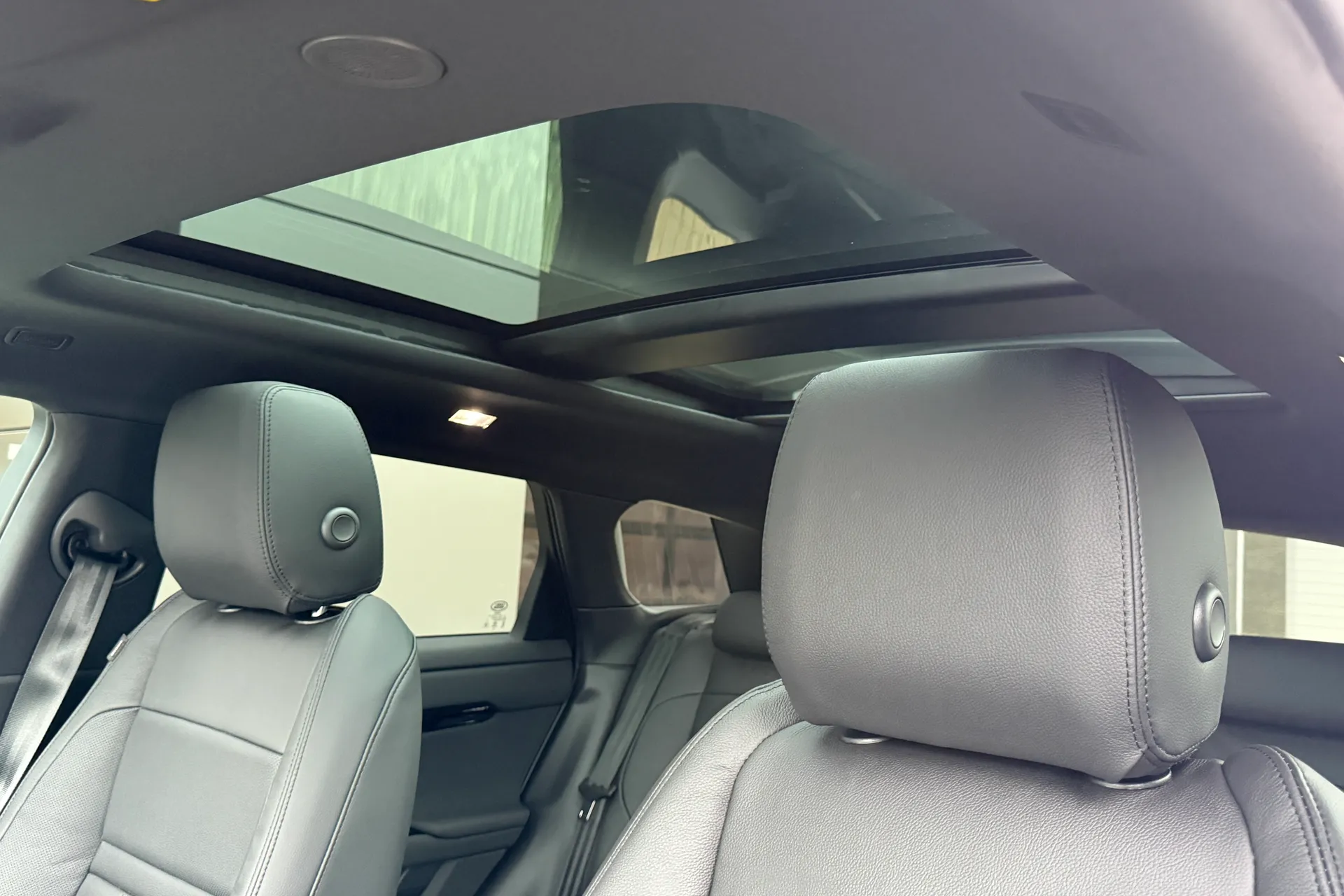 LAND ROVER RANGE ROVER EVOQUE thumbnail image number 45