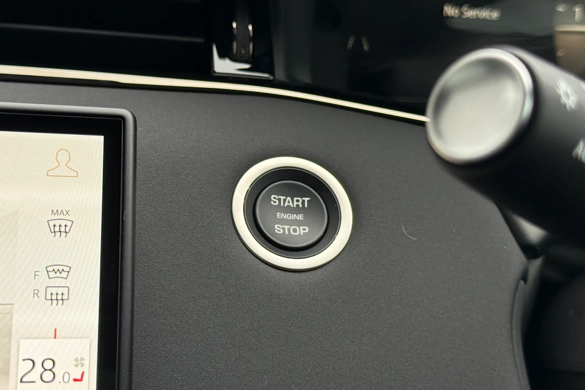 LAND ROVER RANGE ROVER EVOQUE thumbnail image number 48