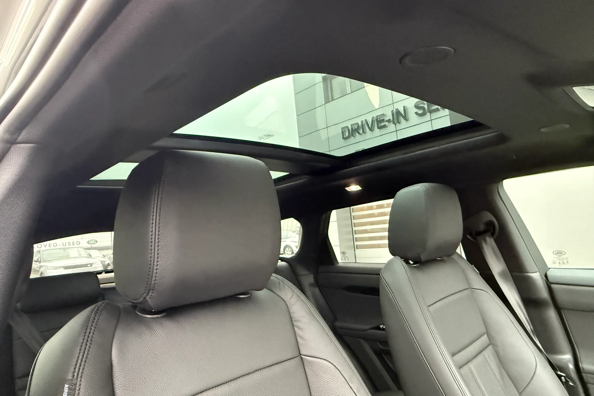 LAND ROVER RANGE ROVER EVOQUE thumbnail image number 12