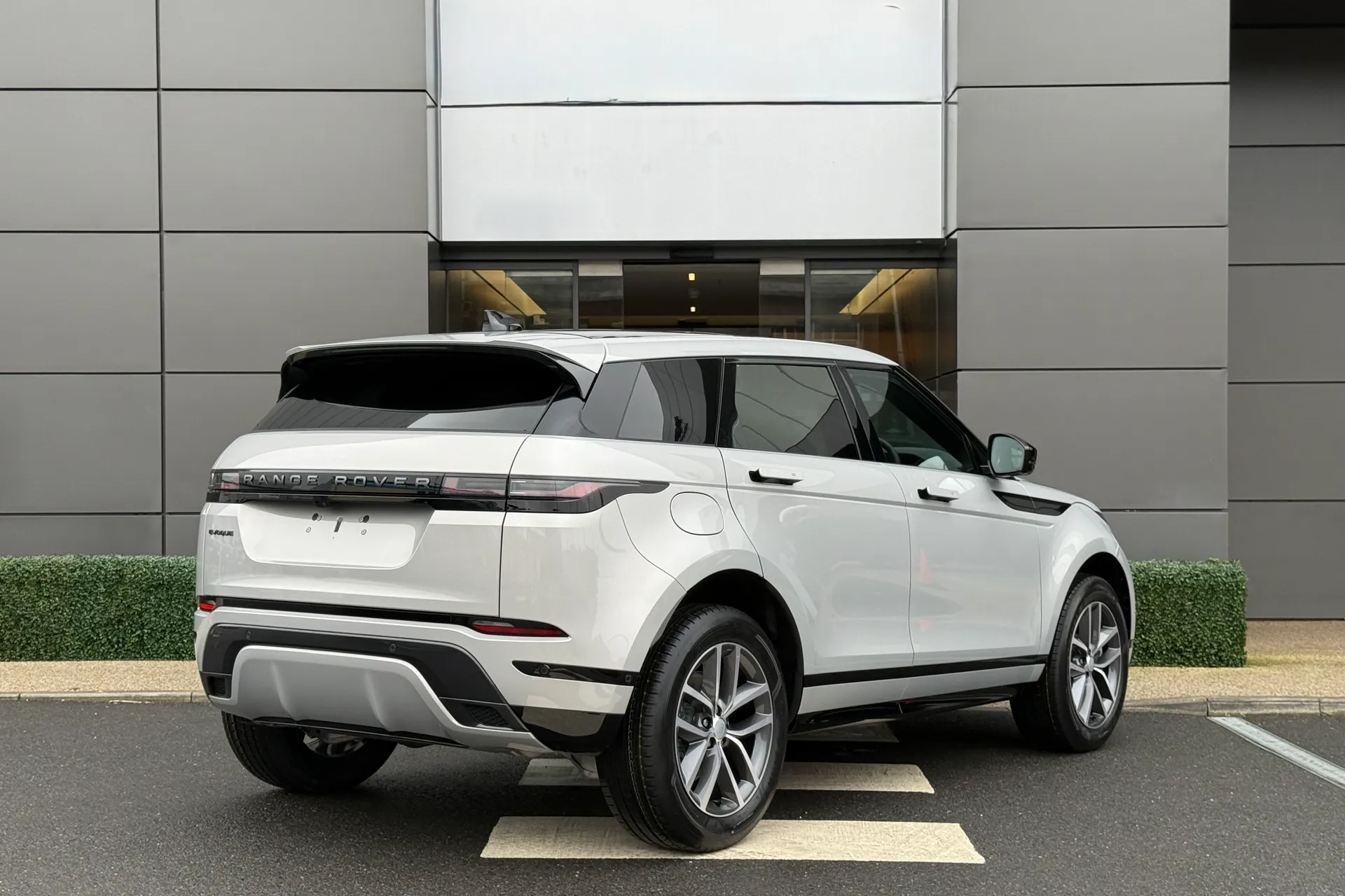 LAND ROVER RANGE ROVER EVOQUE thumbnail image number 10