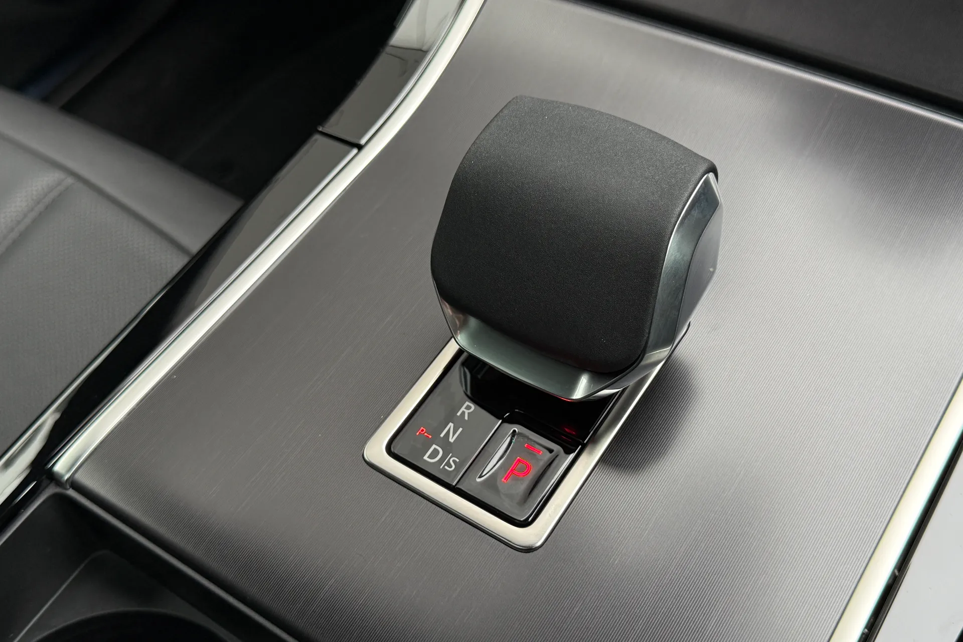 LAND ROVER RANGE ROVER EVOQUE thumbnail image number 51