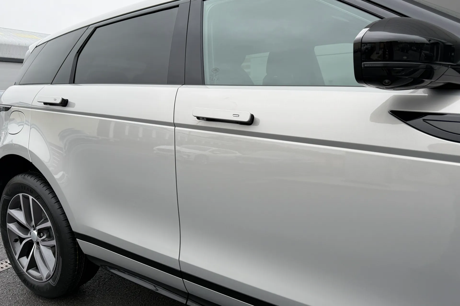 LAND ROVER RANGE ROVER EVOQUE thumbnail image number 24