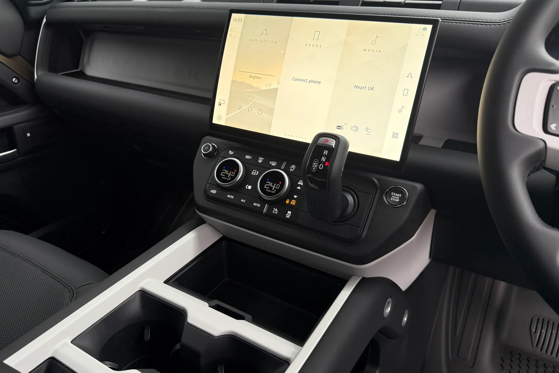 LAND ROVER Defender 110 thumbnail image number 48