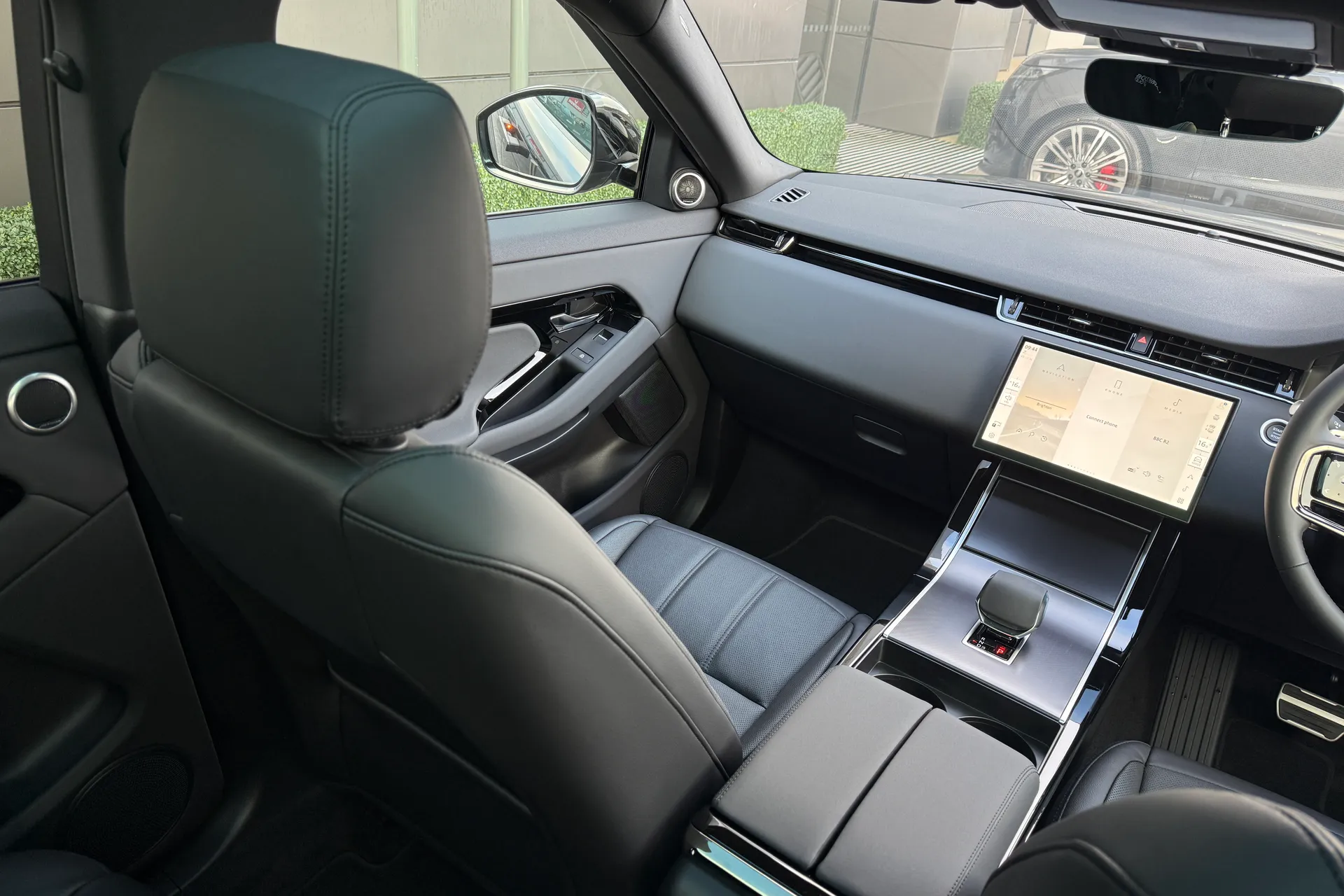 LAND ROVER RANGE ROVER EVOQUE thumbnail image number 51