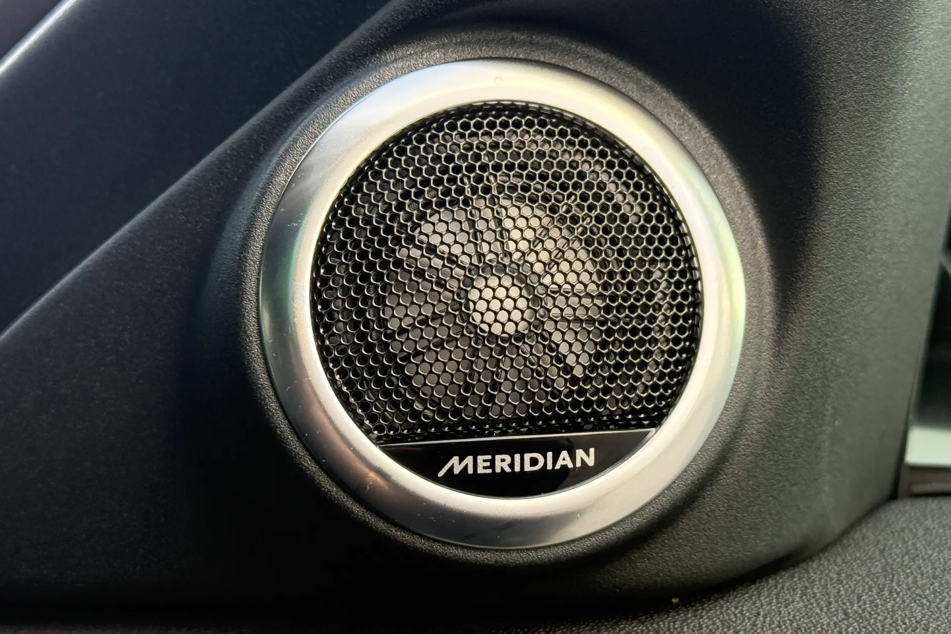 LAND ROVER RANGE ROVER EVOQUE thumbnail image number 45