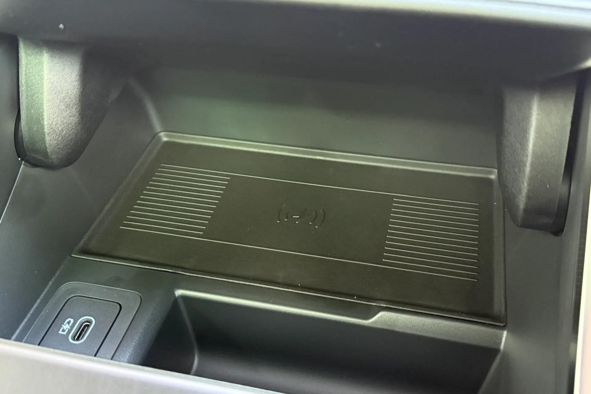 LAND ROVER RANGE ROVER EVOQUE thumbnail image number 35