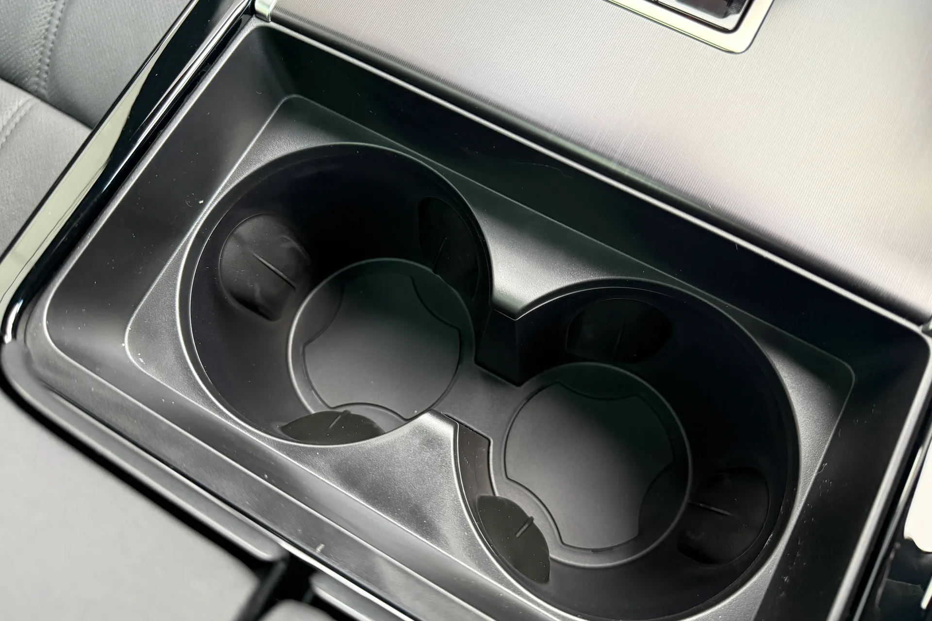 LAND ROVER RANGE ROVER EVOQUE thumbnail image number 34